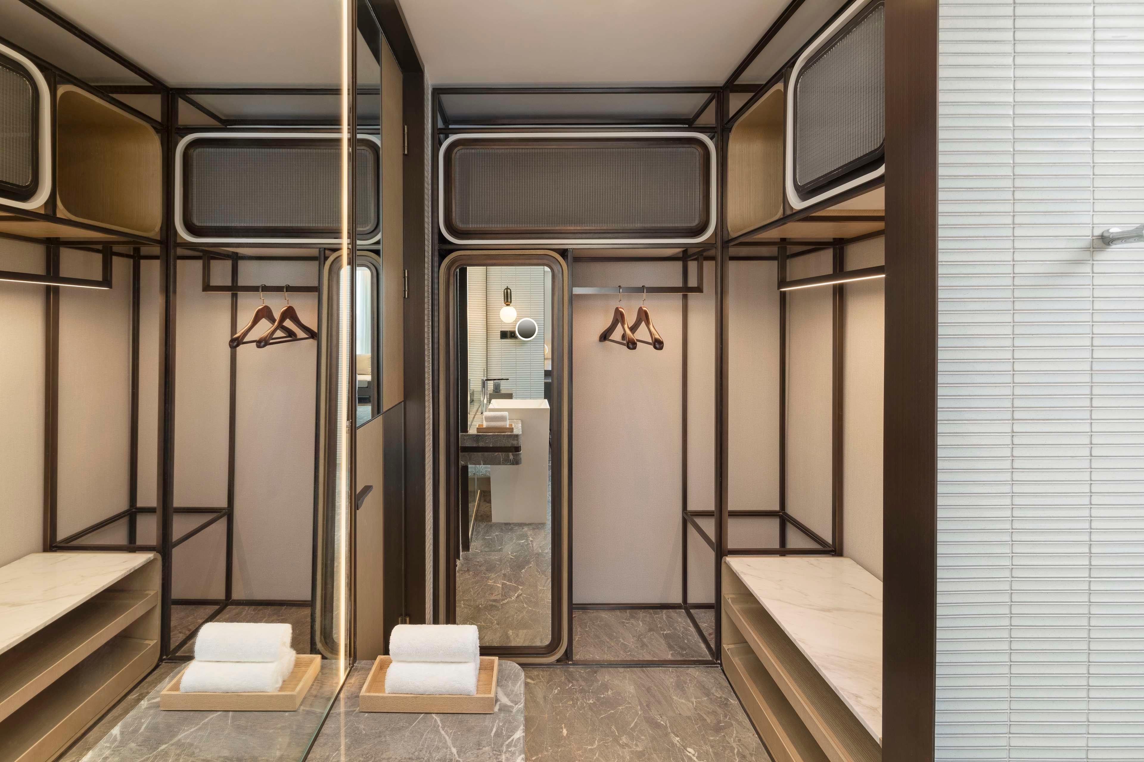 Suite Premier King Bed