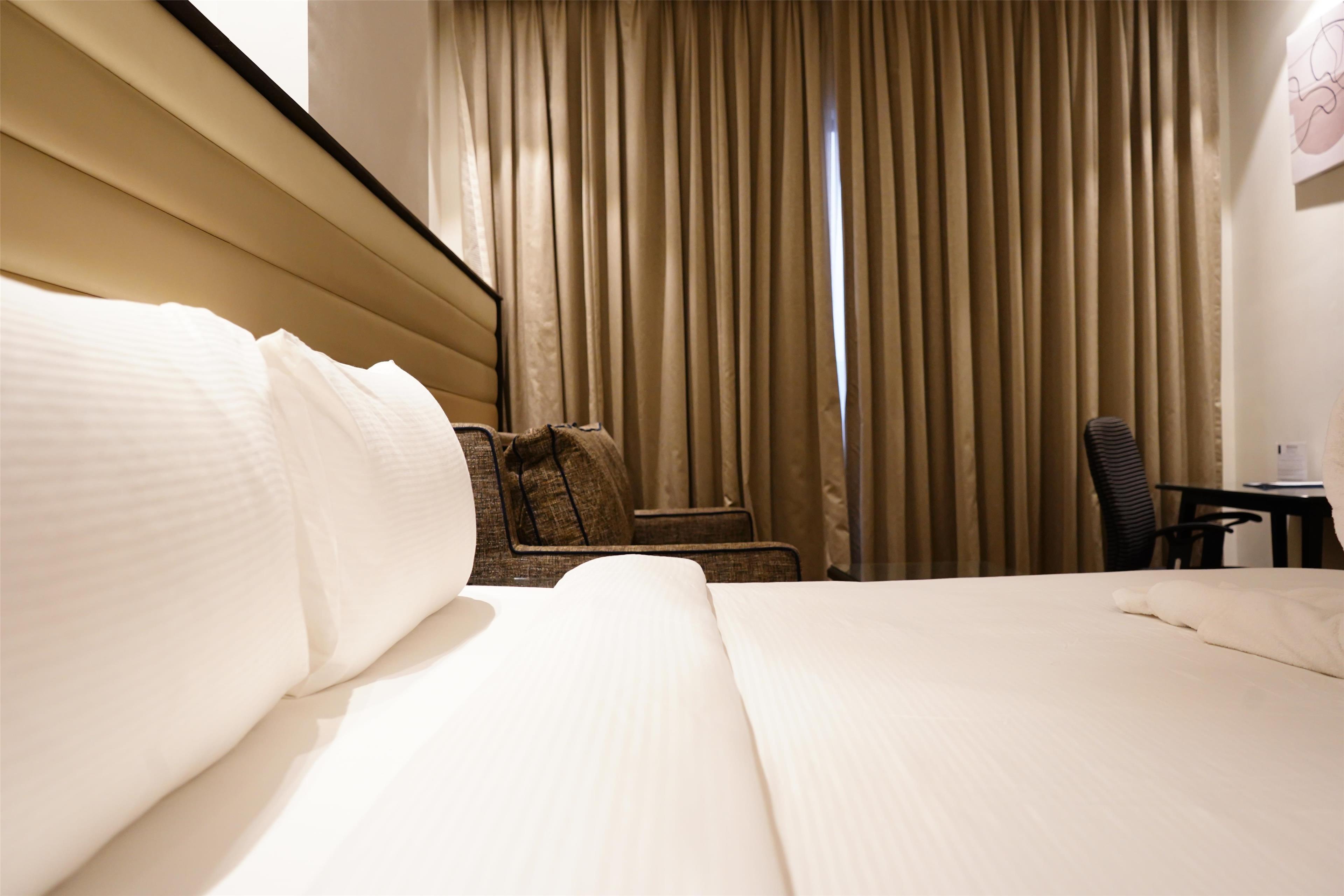 Double King Size Bed