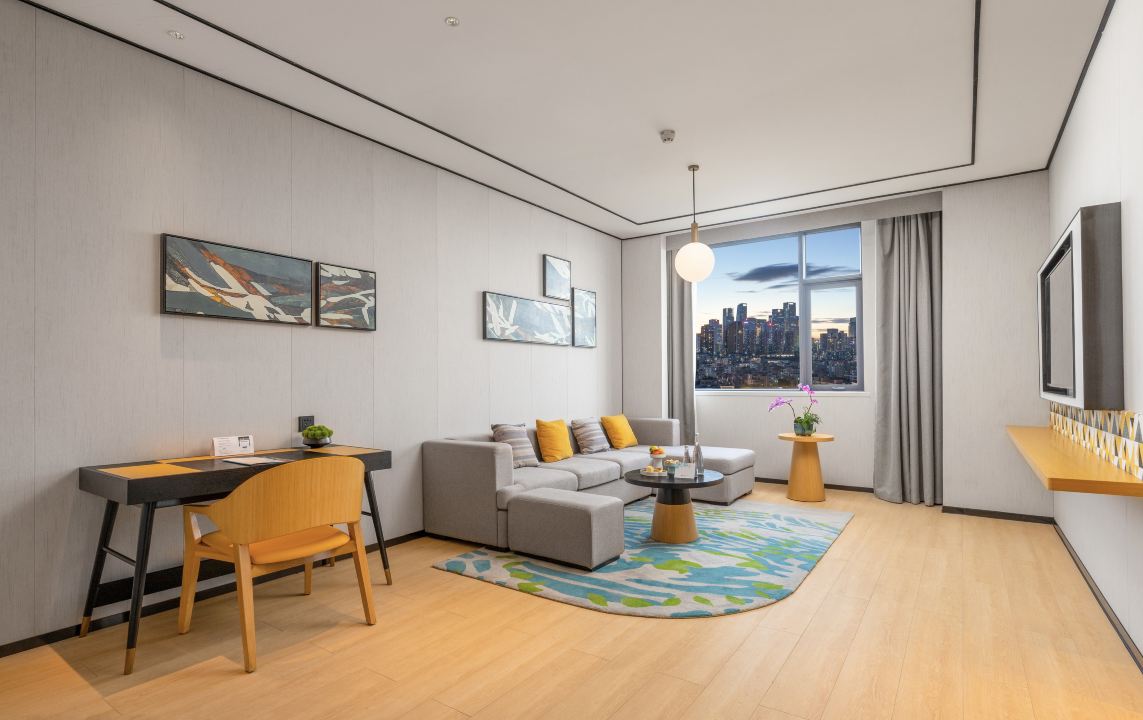 Suite King Bed One Bedroom 