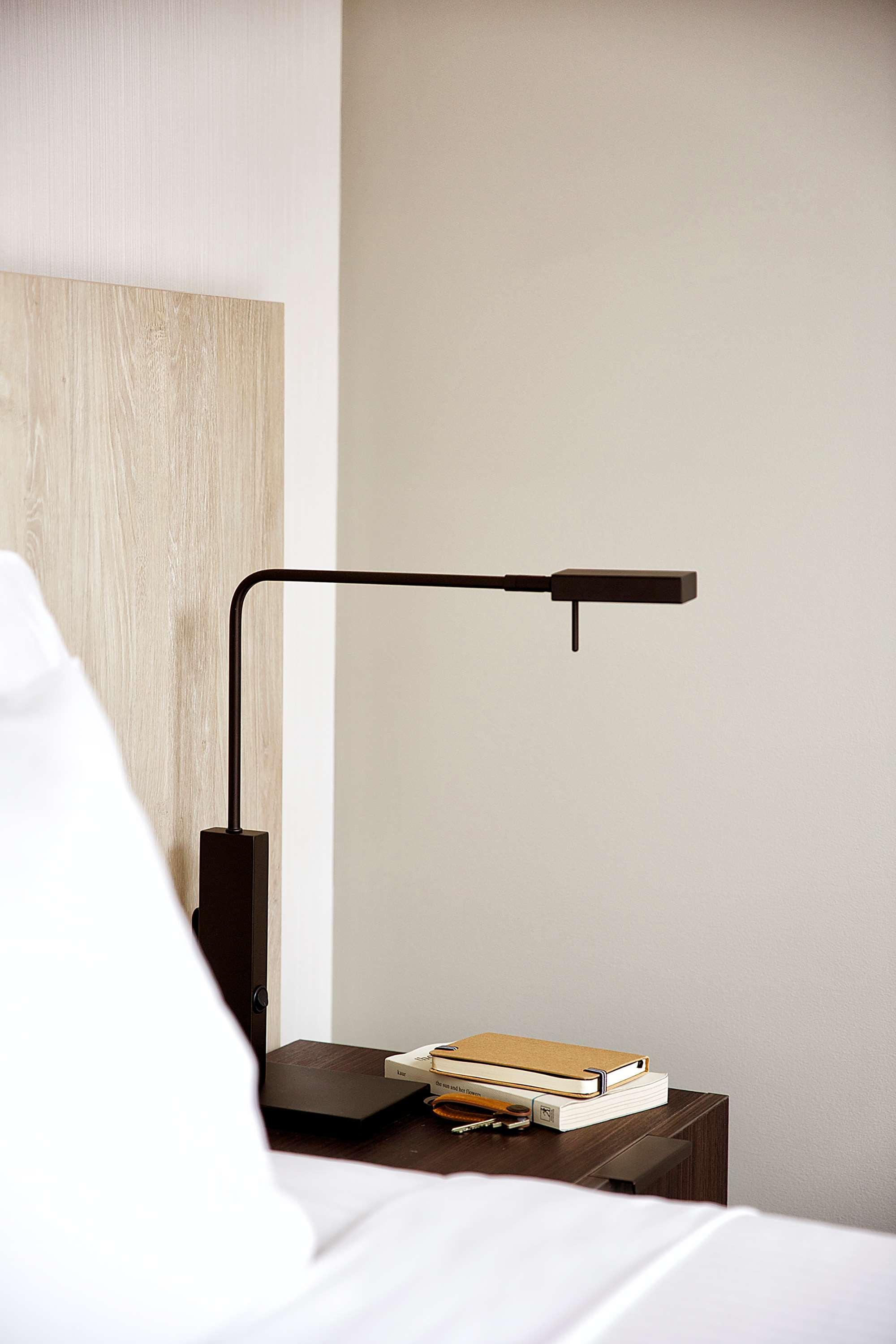 Studio King Size Bed