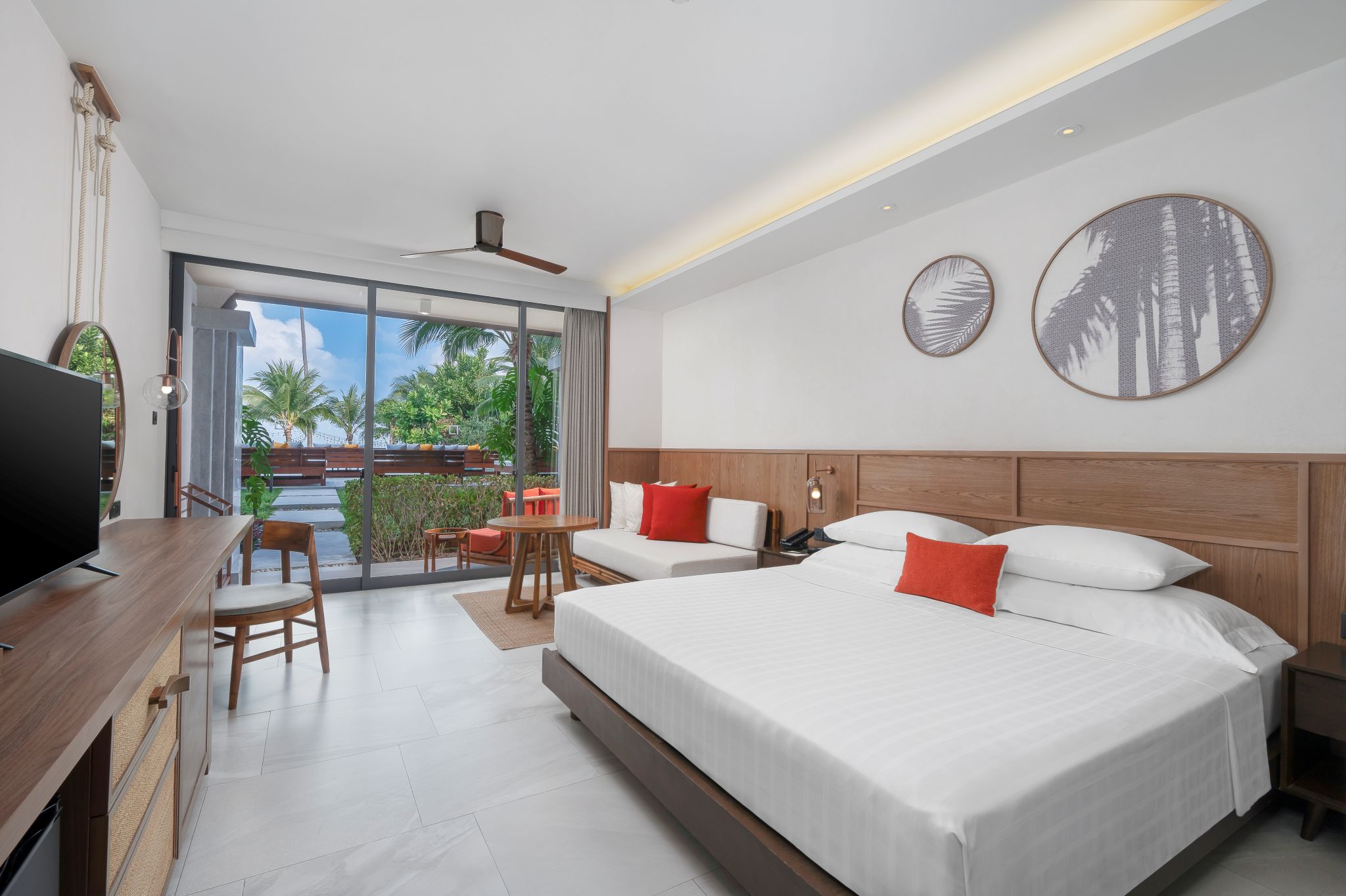 Double or Twin Deluxe Pool View