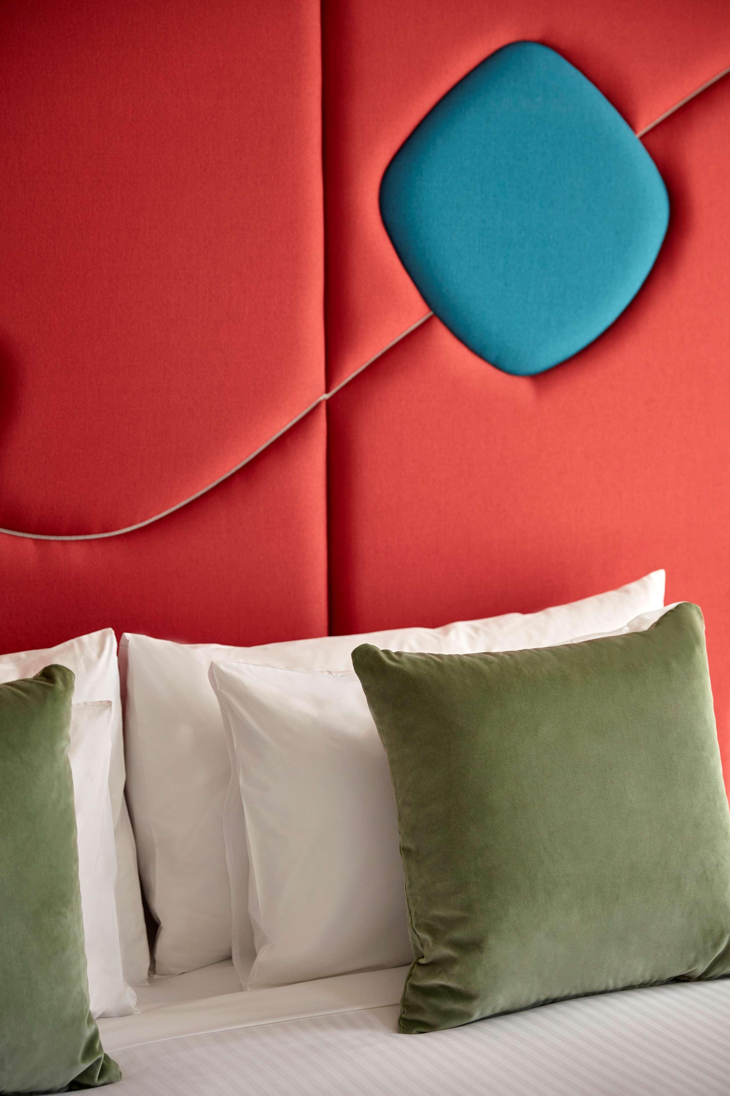 Double or Twin Deluxe