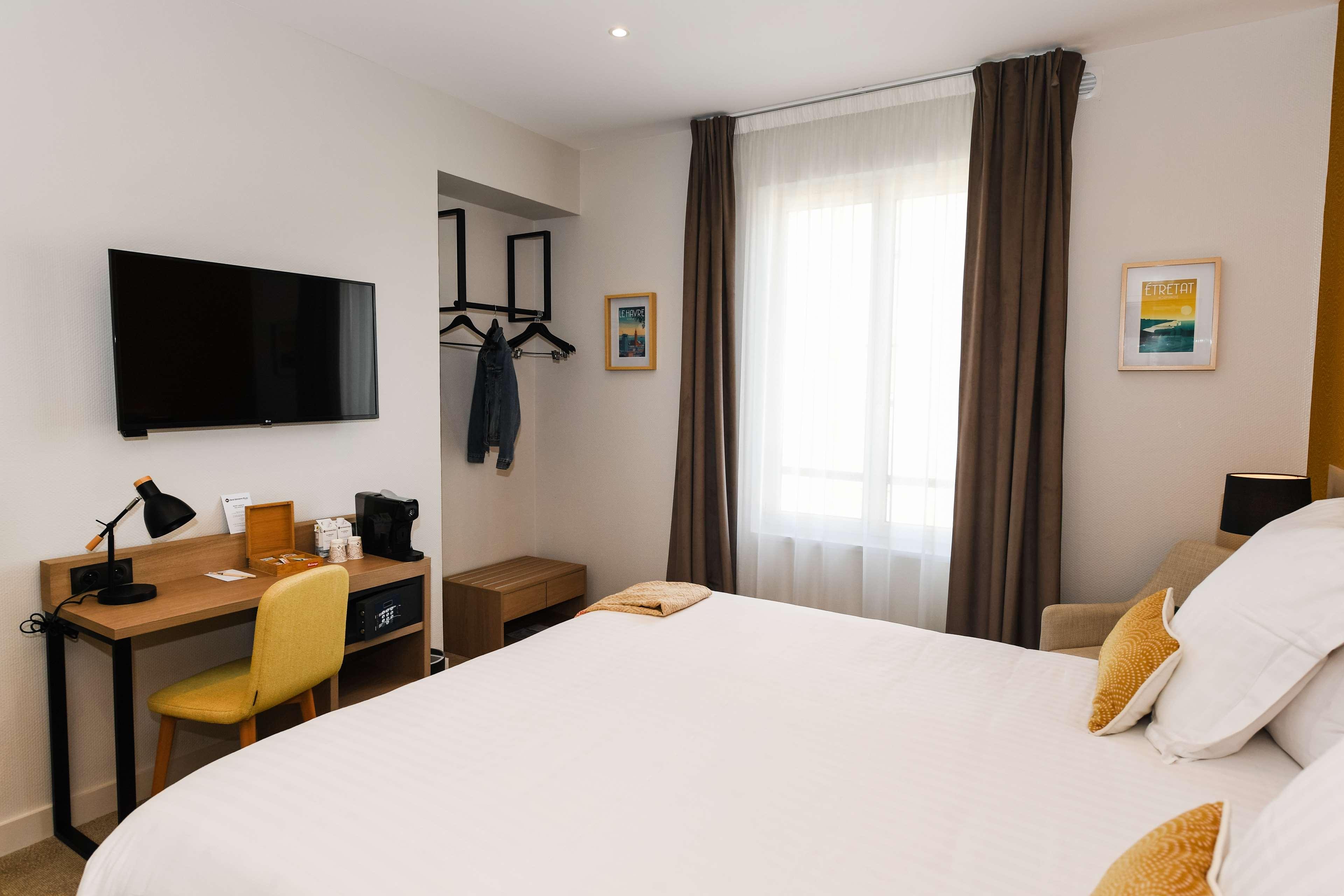 Double or Twin Deluxe