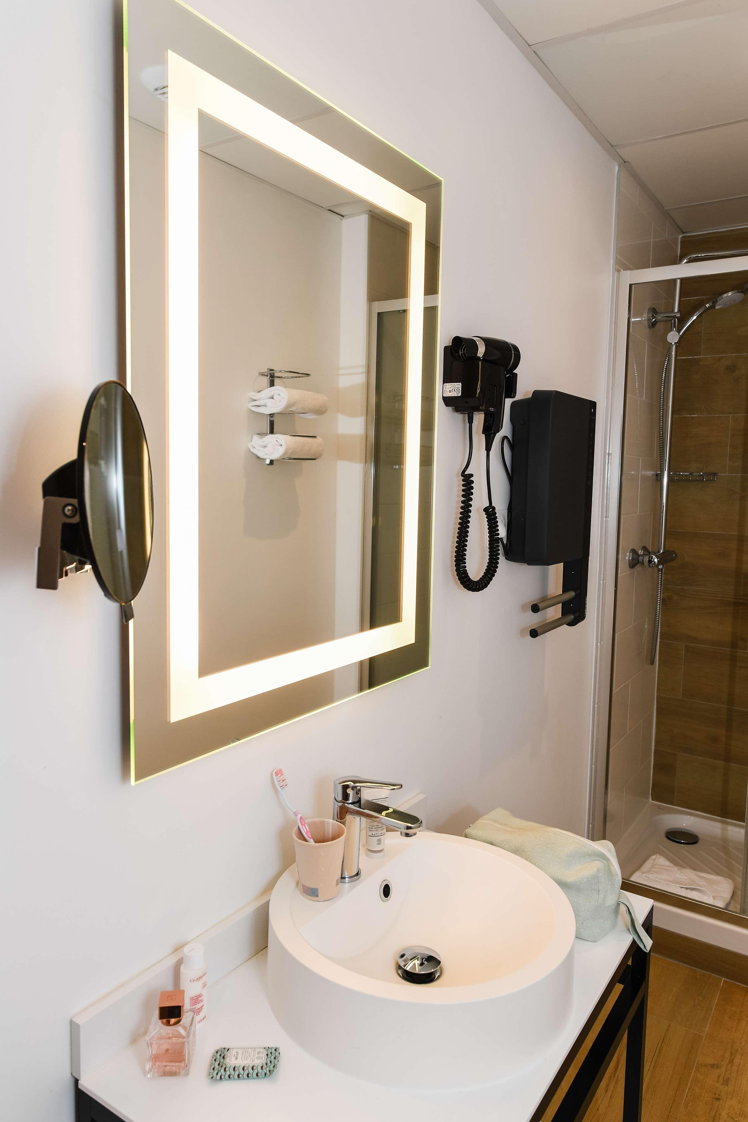 Double or Twin Deluxe