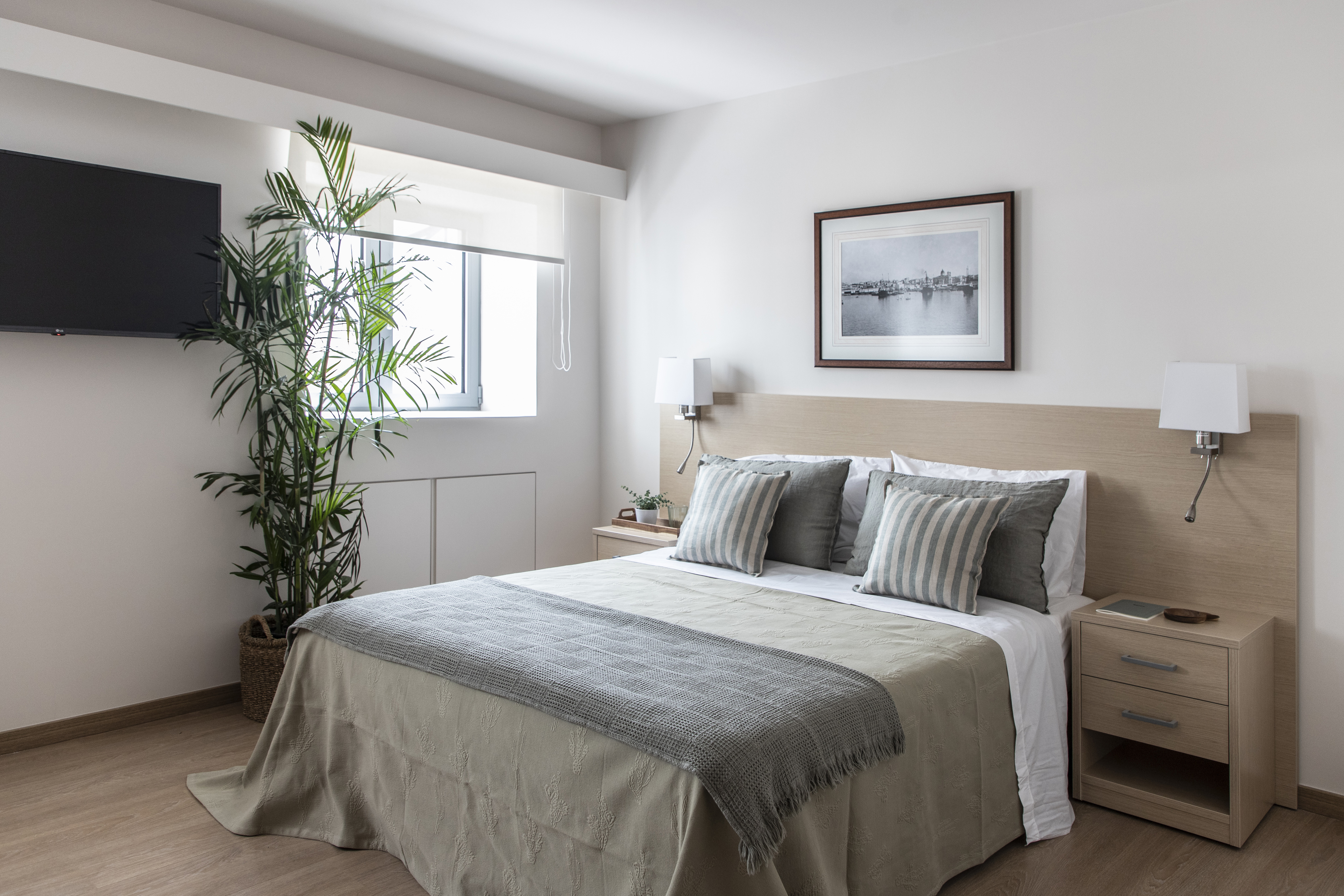 Apartment Two Bedrooms with Kitchenette