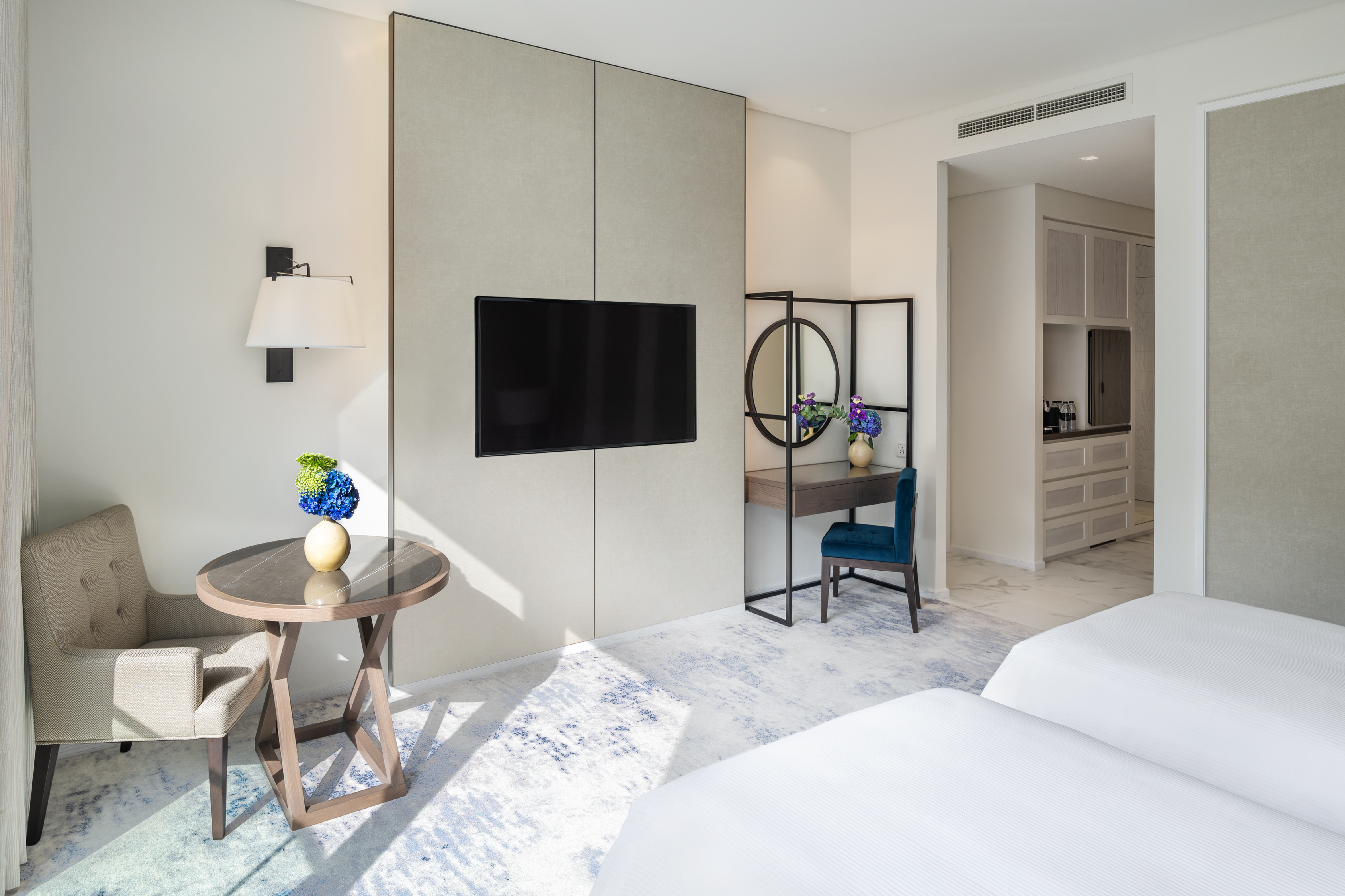 Twin Deluxe Pool View