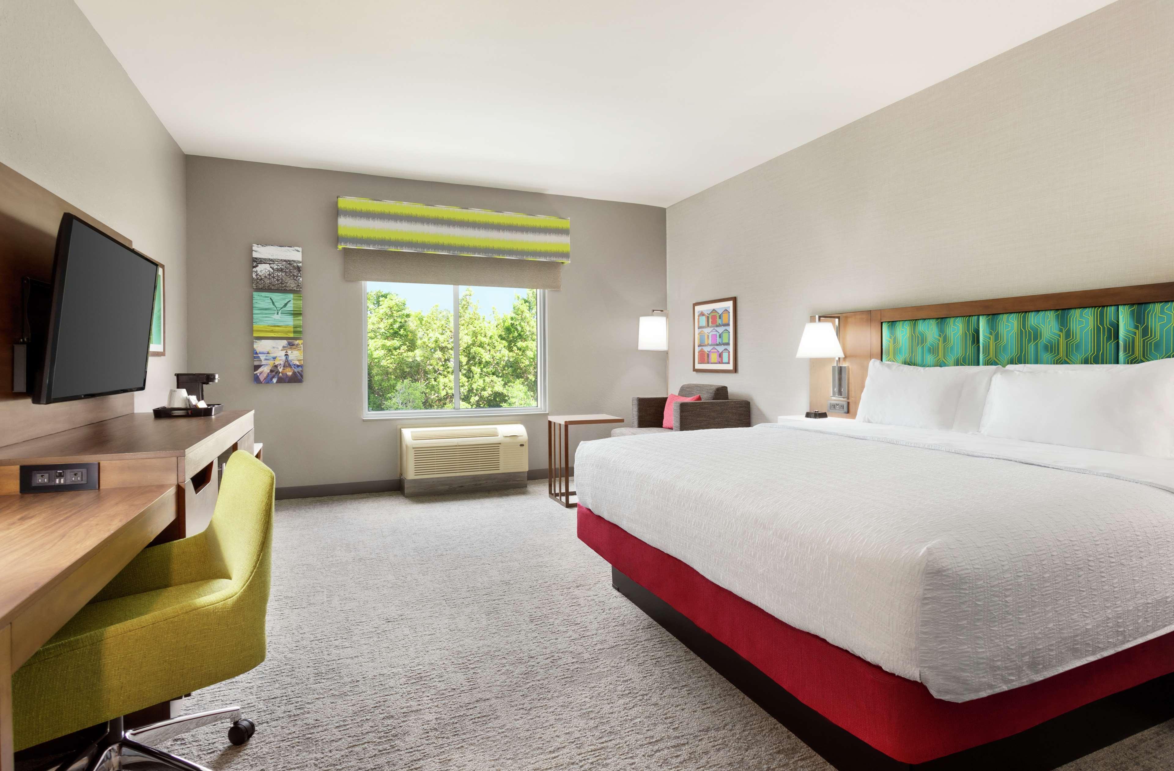 Room King Bed Non Smoking