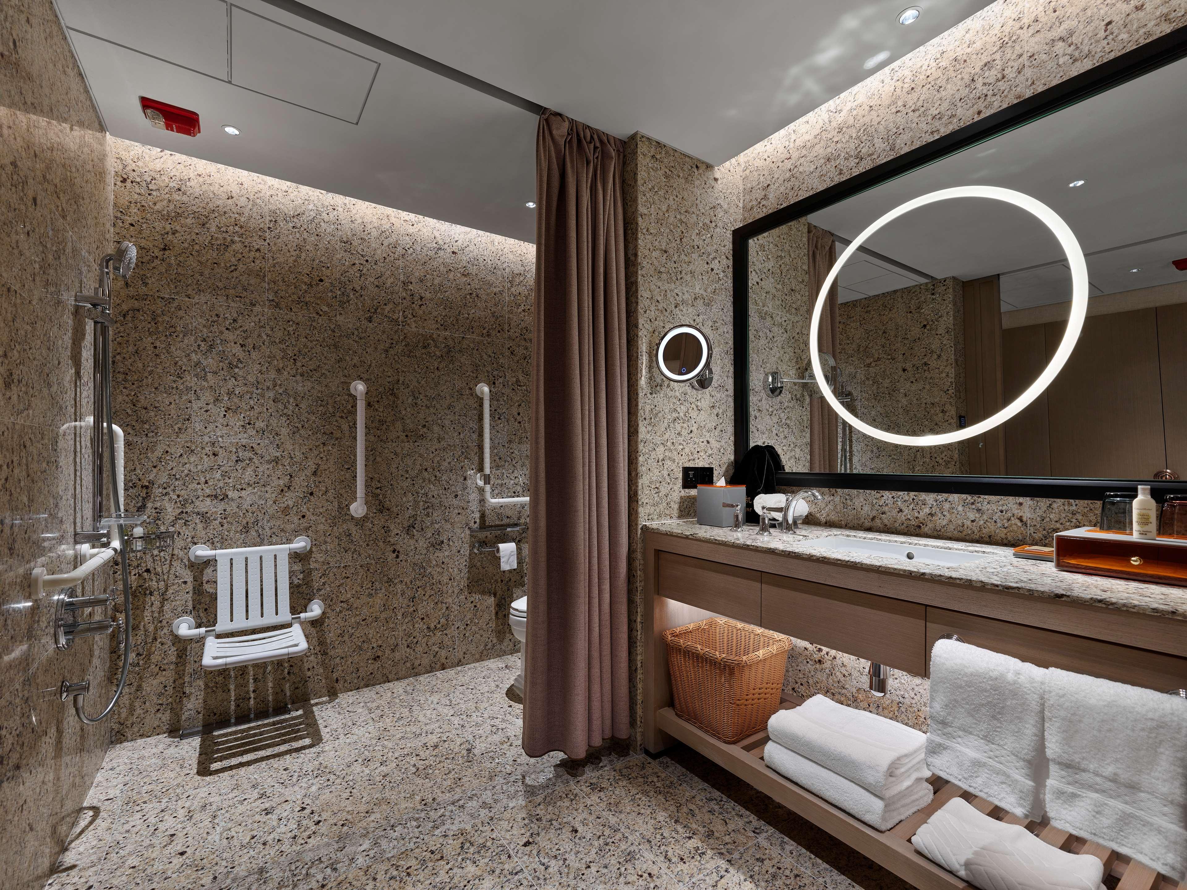 Double Accessible King Size Bed