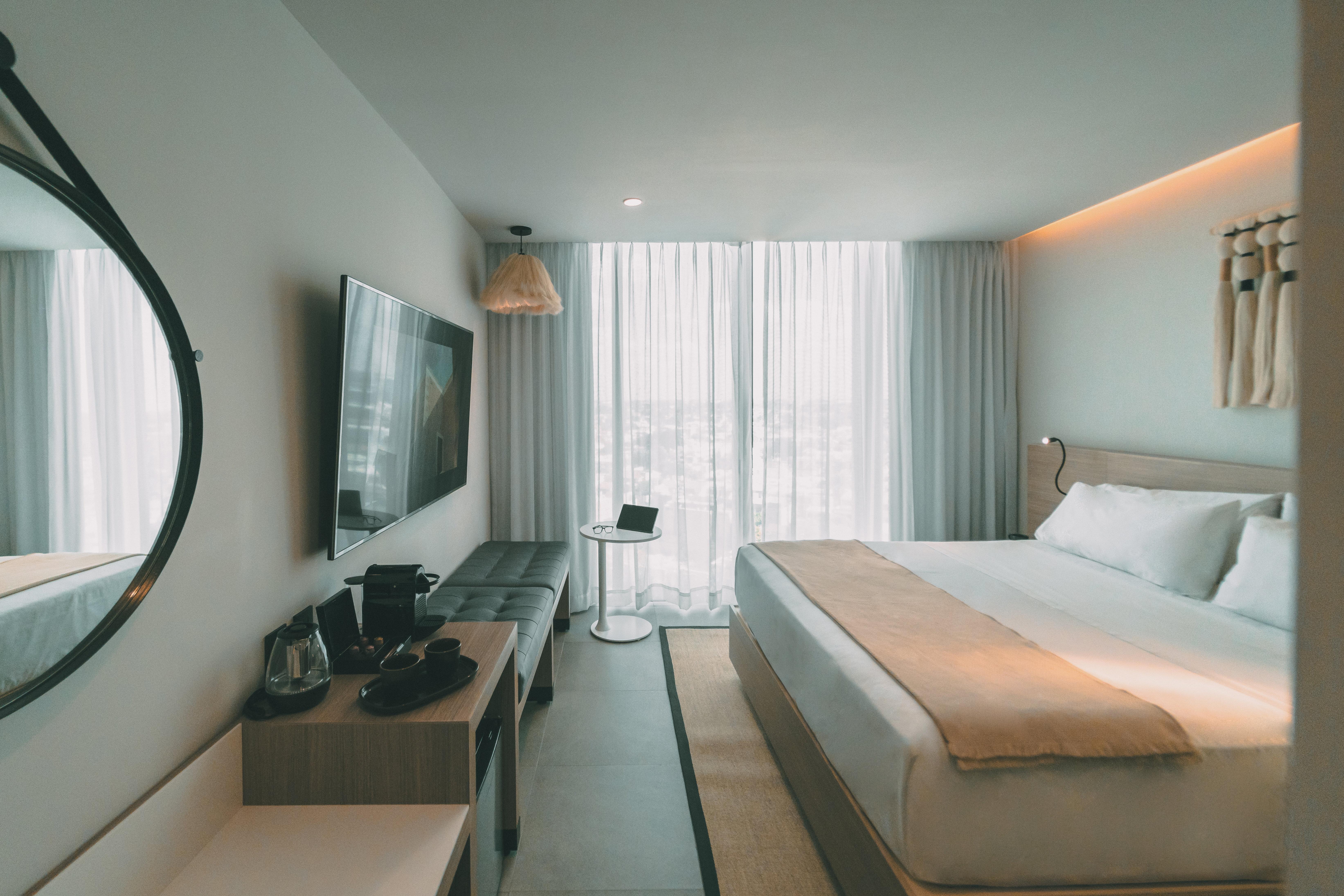 Double City View King Bed