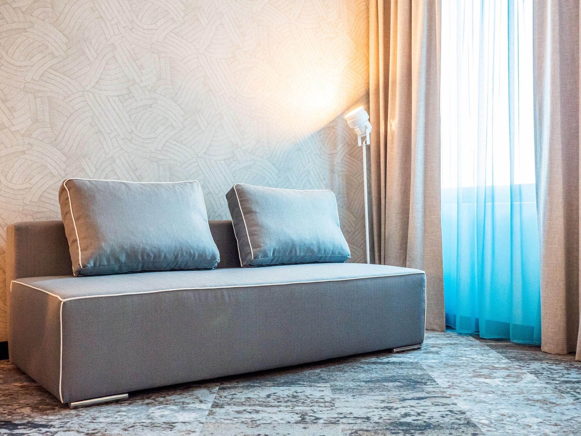 Family Room Standard