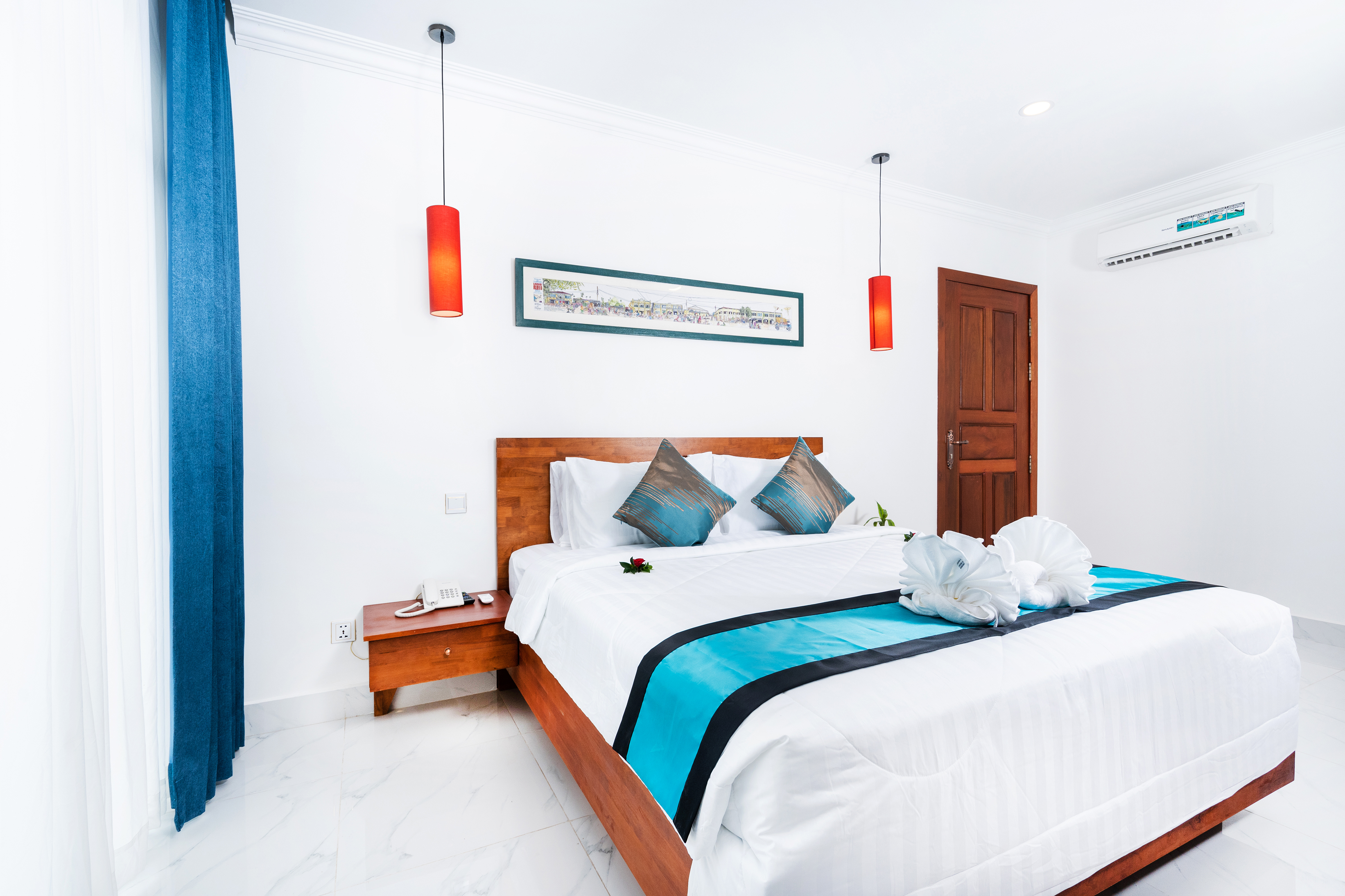 Family Room Two Bedrooms with Terrace