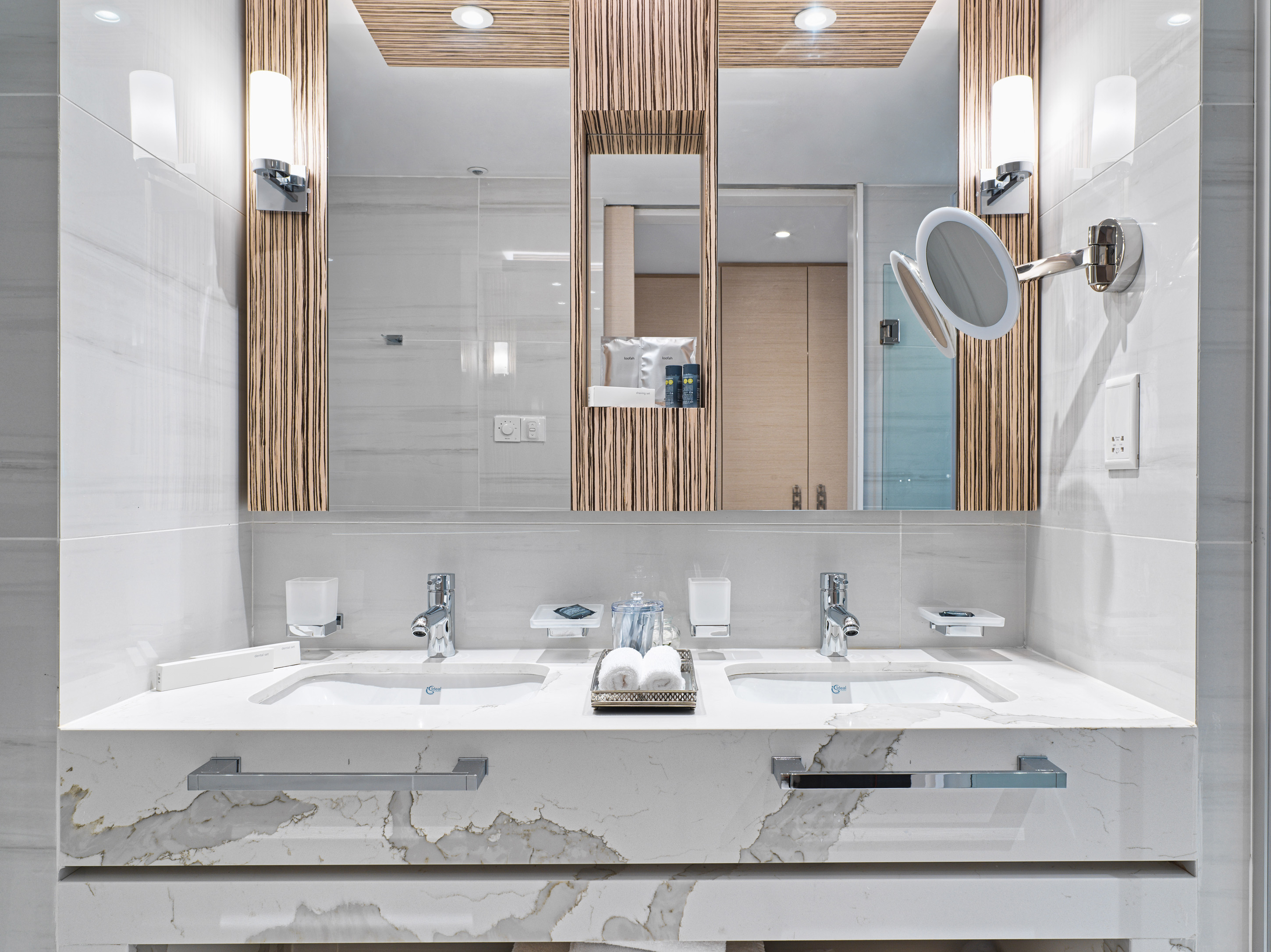 Double Superior Pool View