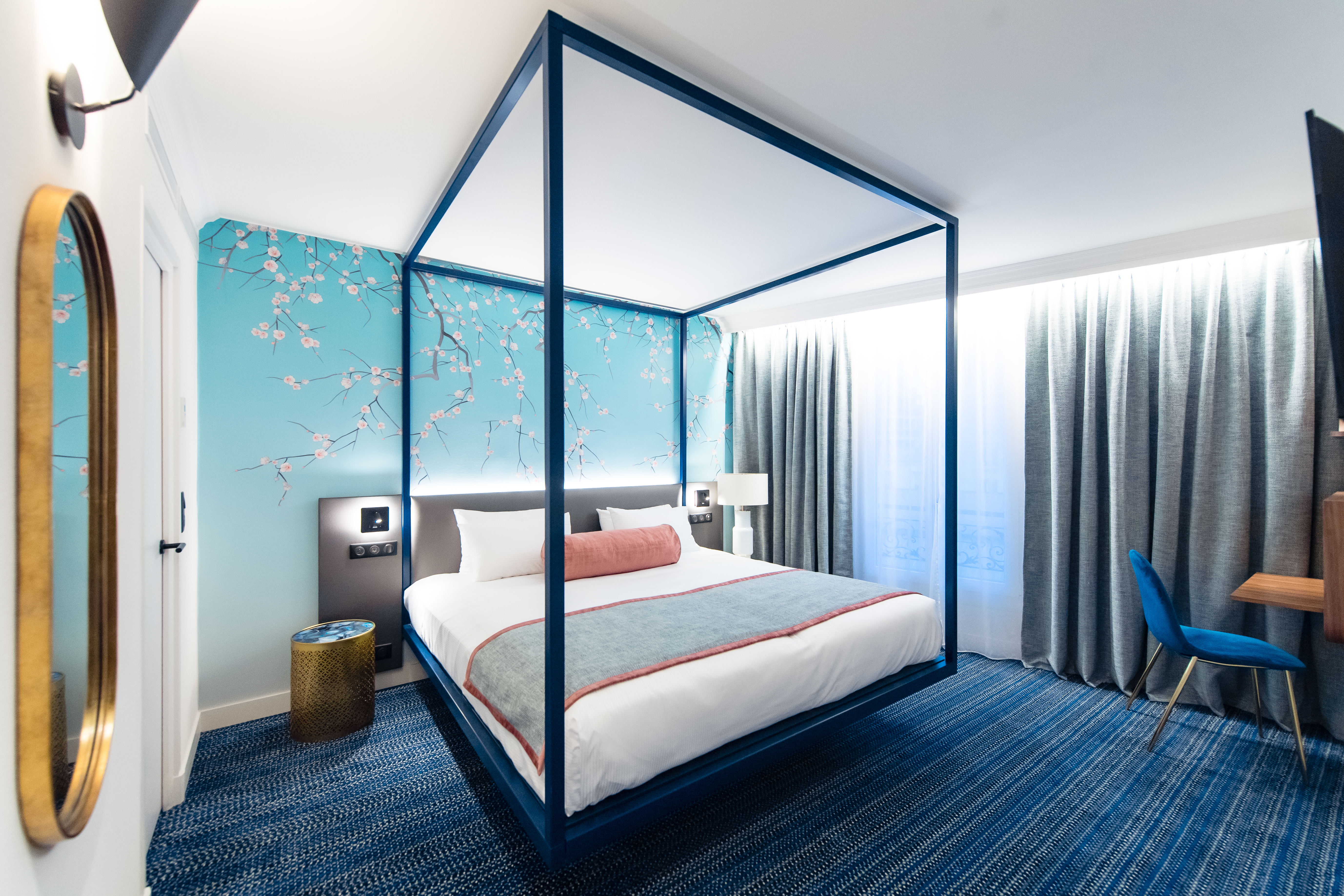 Double Superior Queen Bed