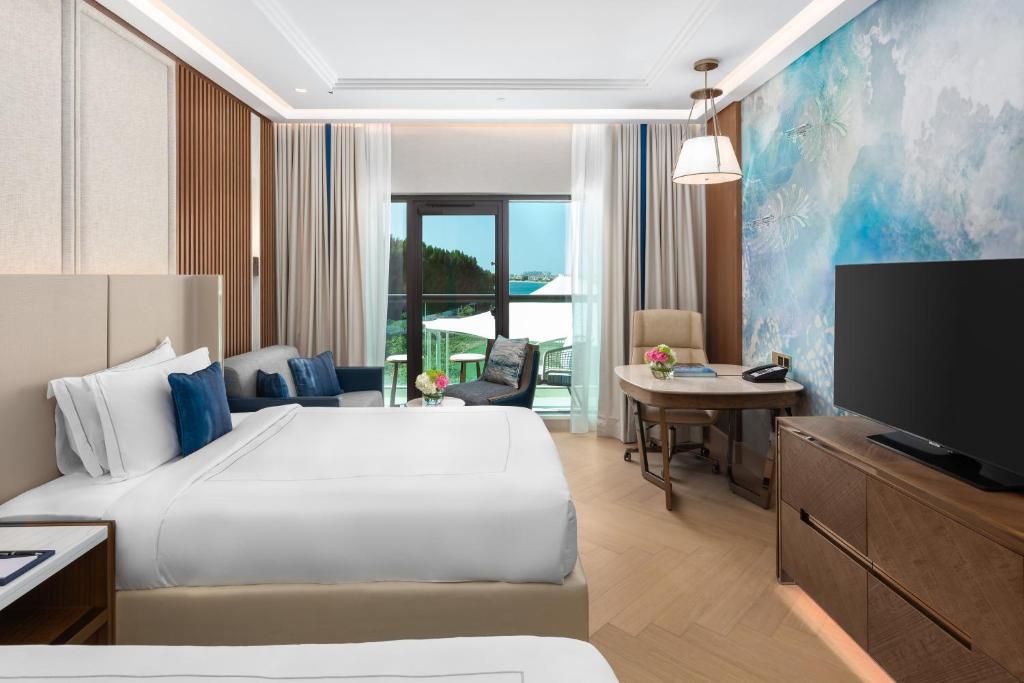 Twin Luxury Sea View