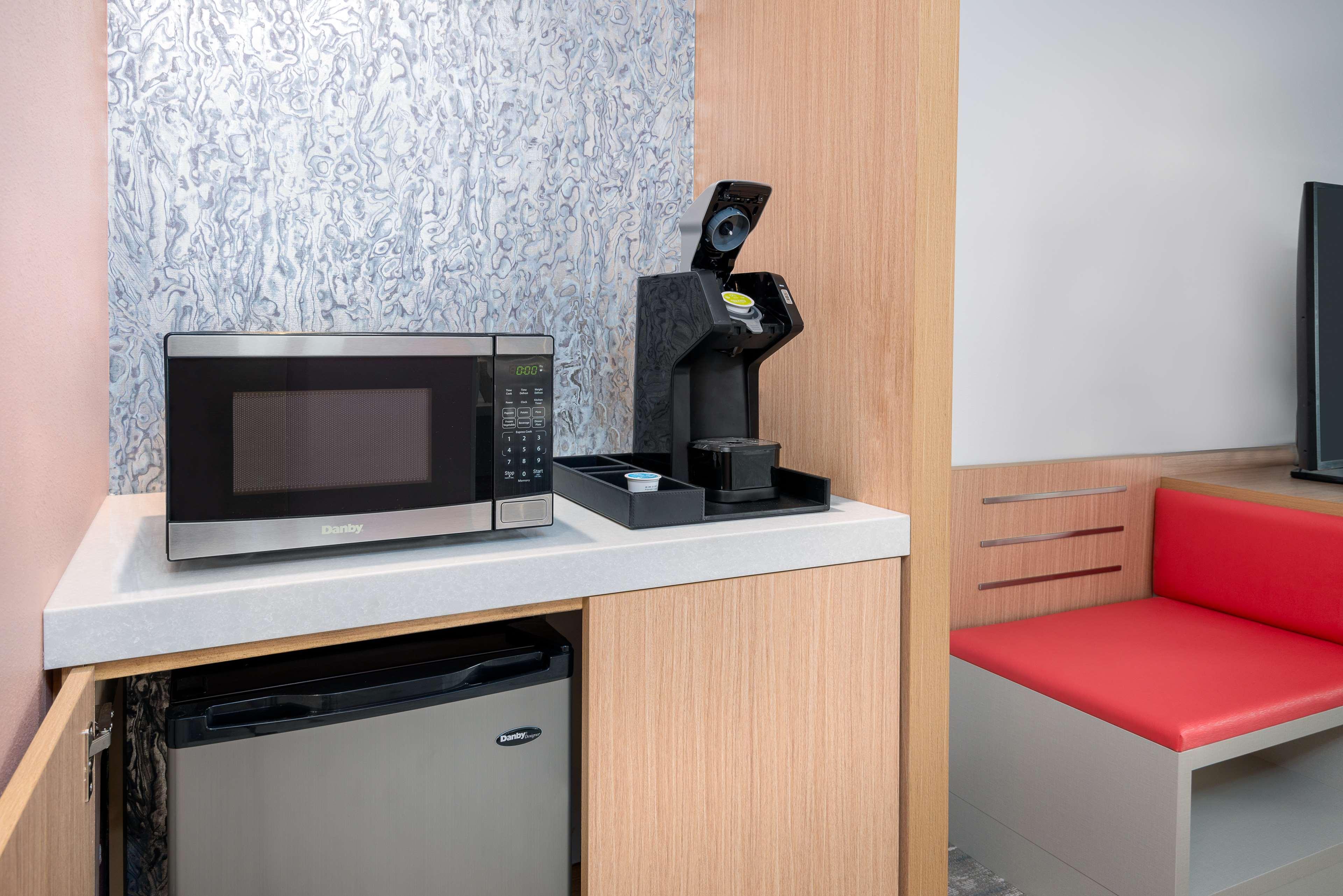 Twin Accessible-two Queen Beds