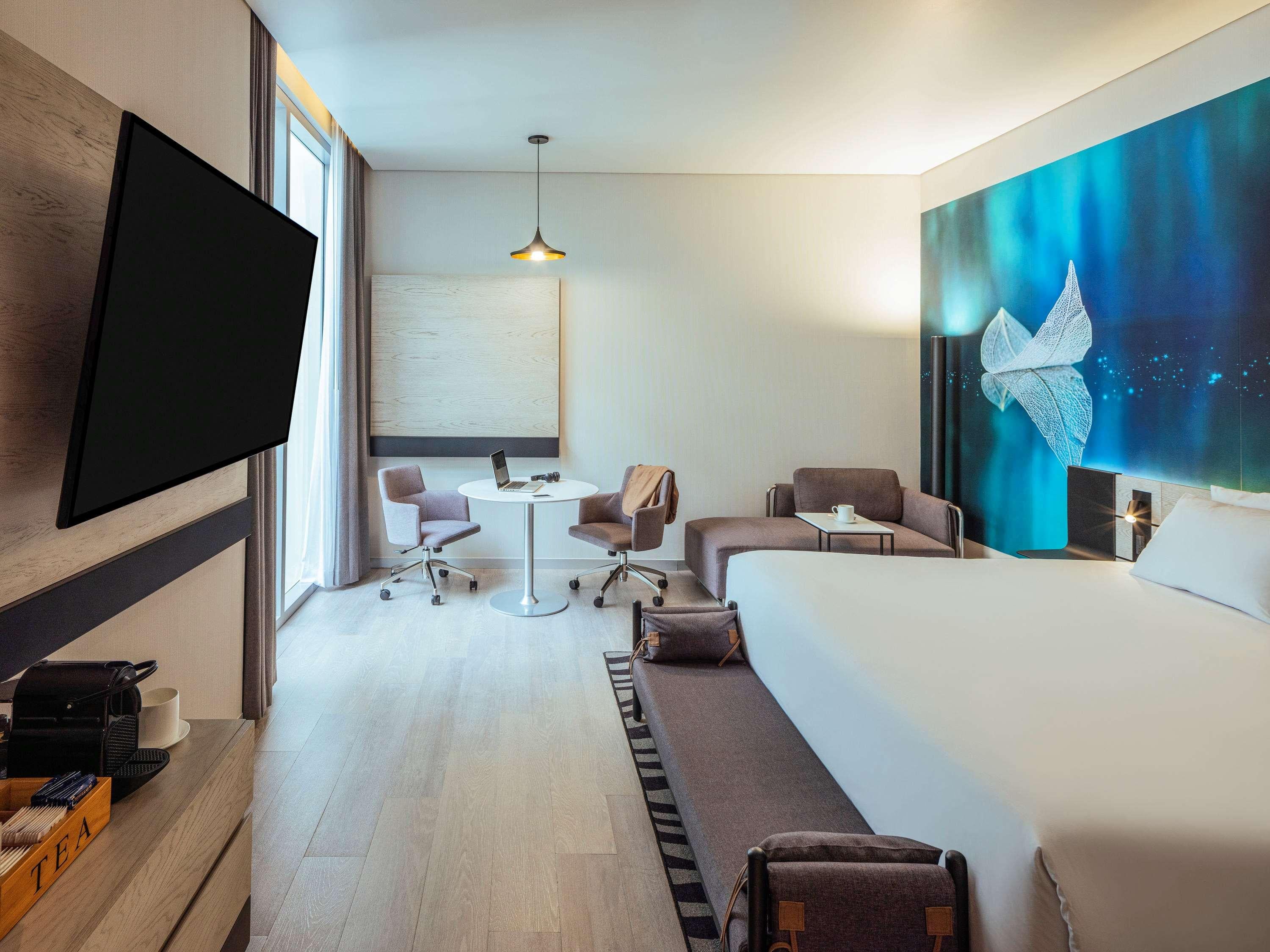 Double Executive King Bed
