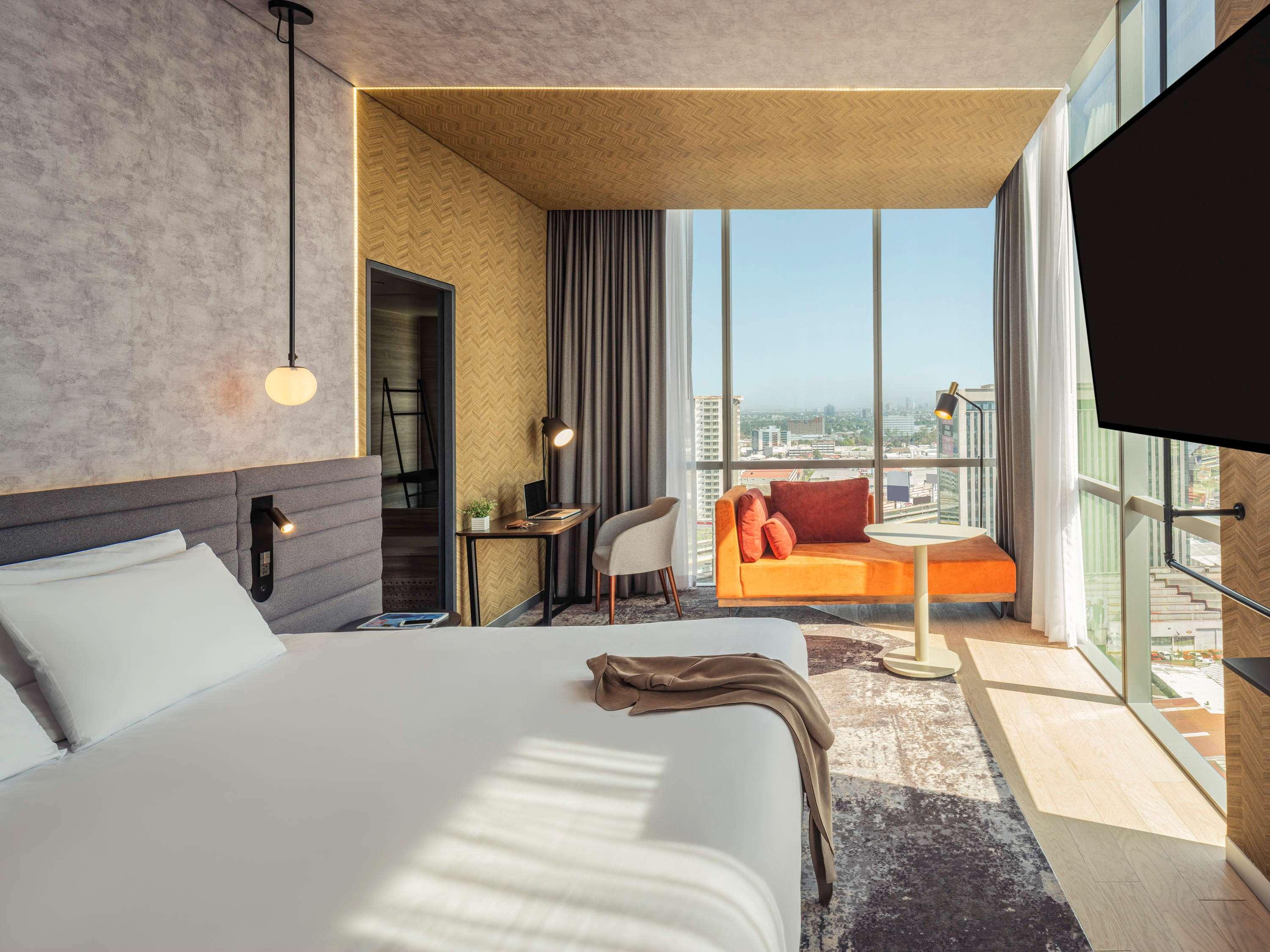 Double Executive King Bed