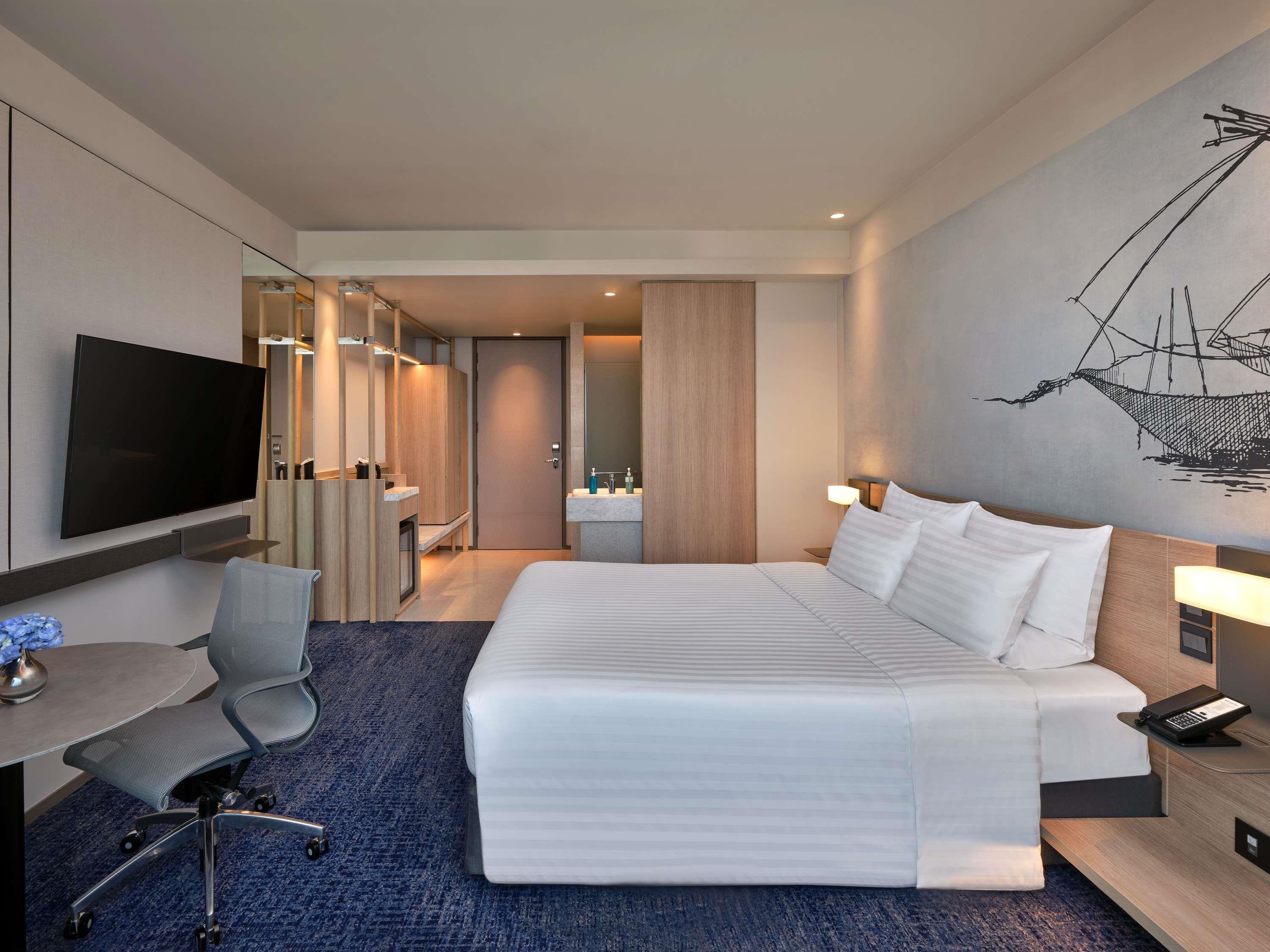 Double Superior King Bed