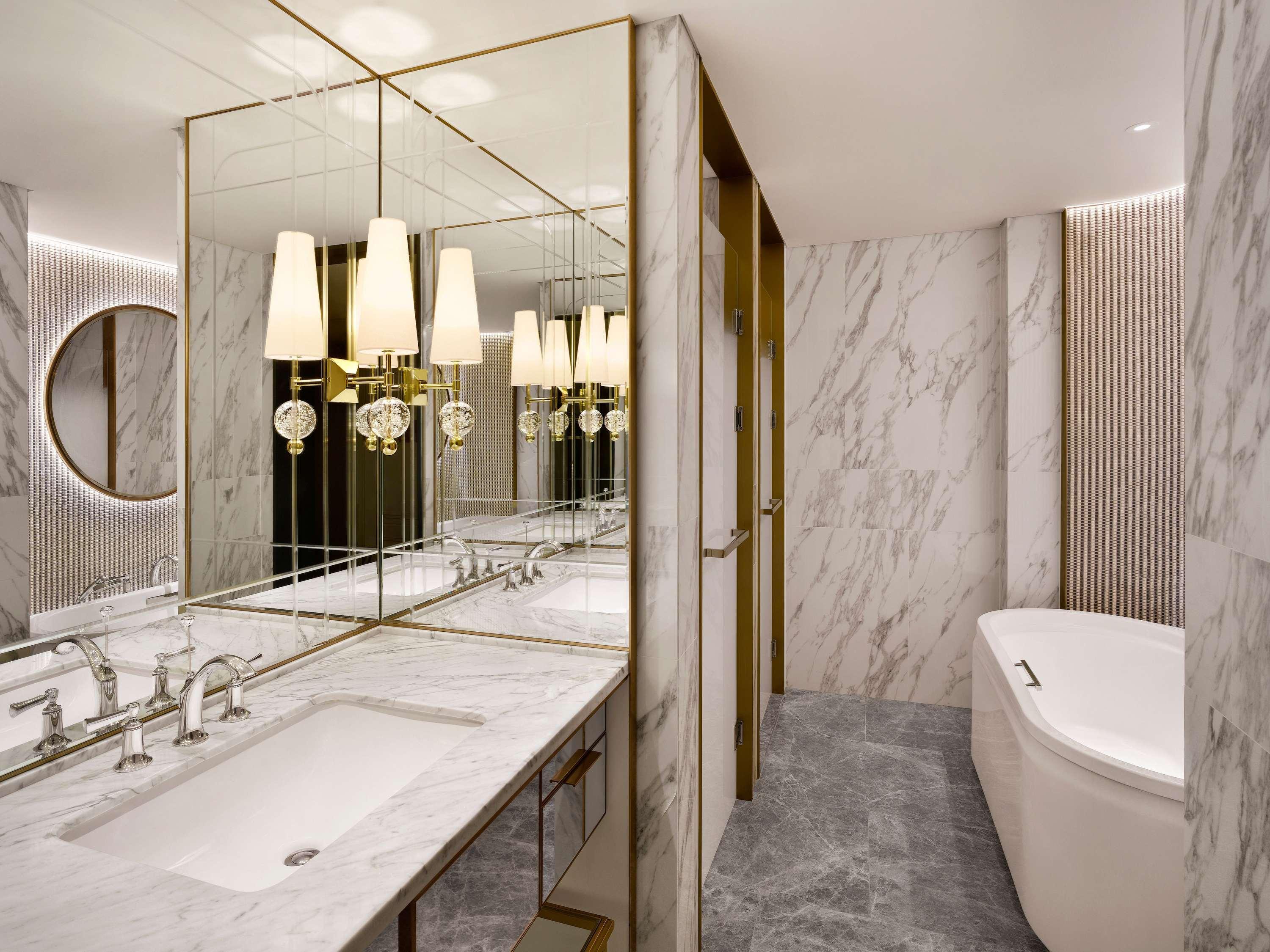 Family Room King Size Bed