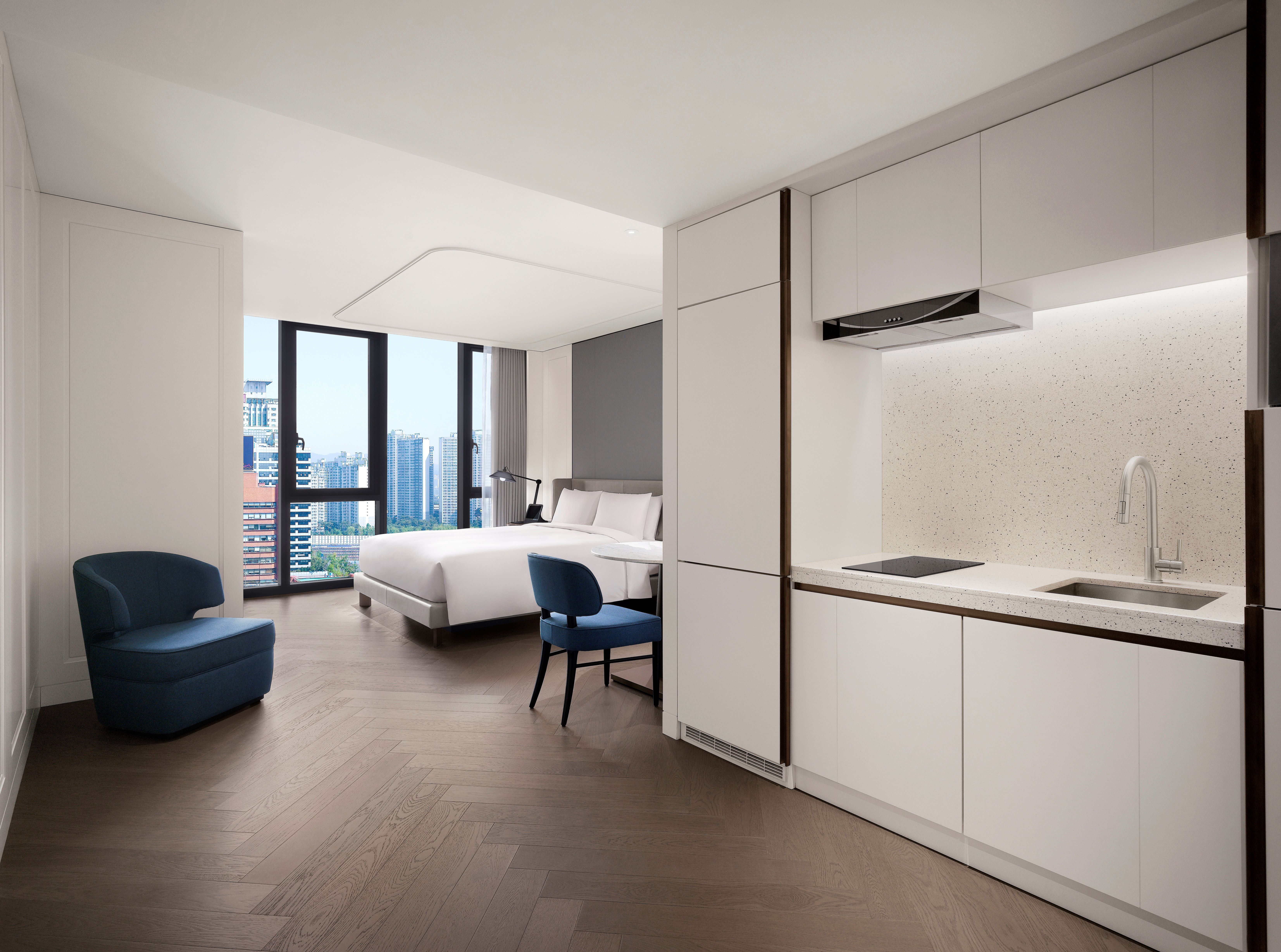 Studio King Size Bed