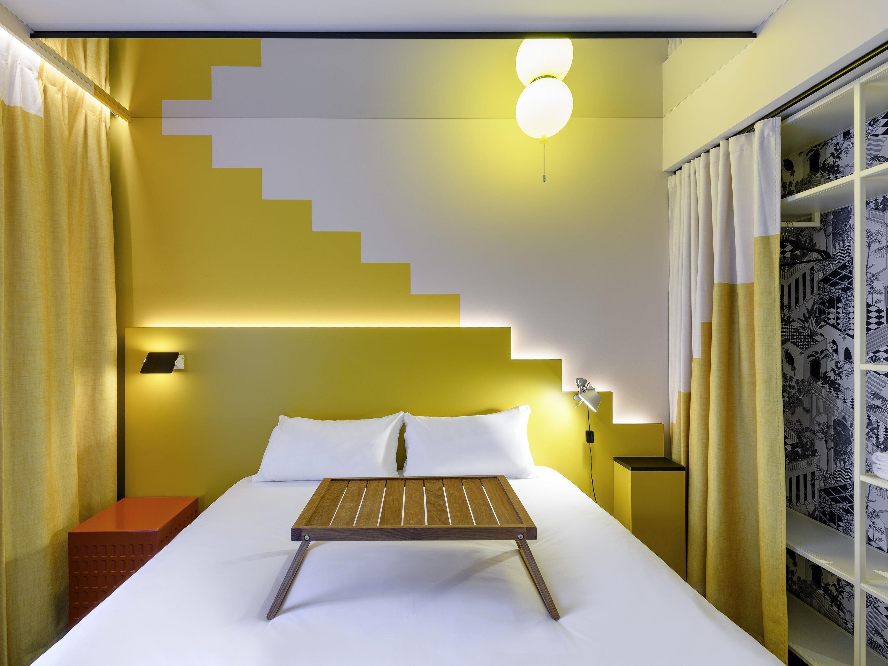 Double Queen Size Bed