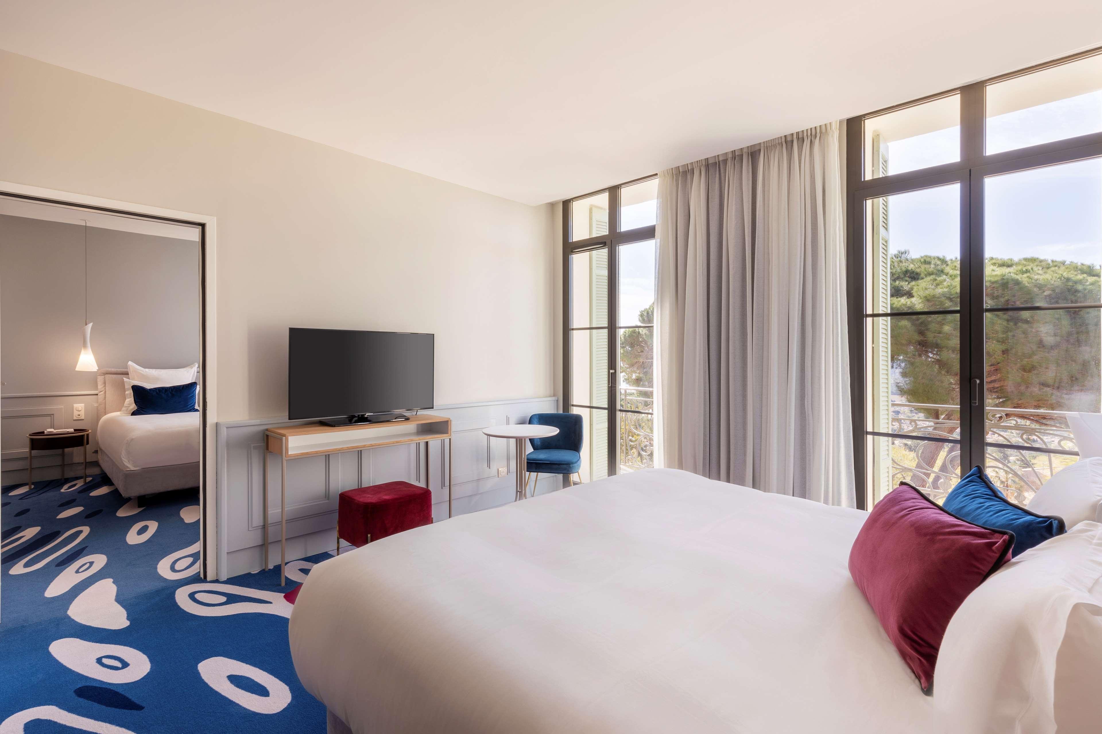 Family Room Connecting Room