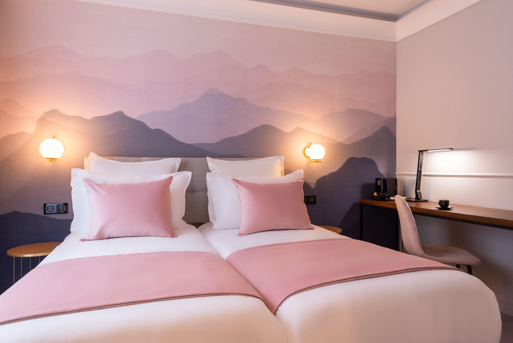 Twin Superior with Balcony