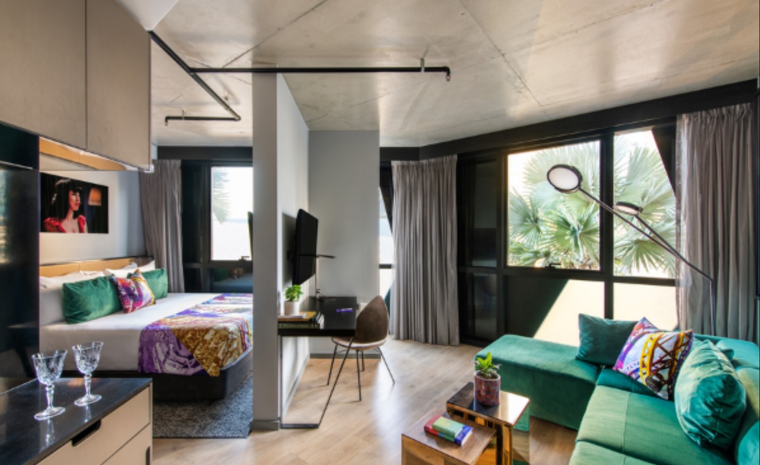 Double King Size Bed