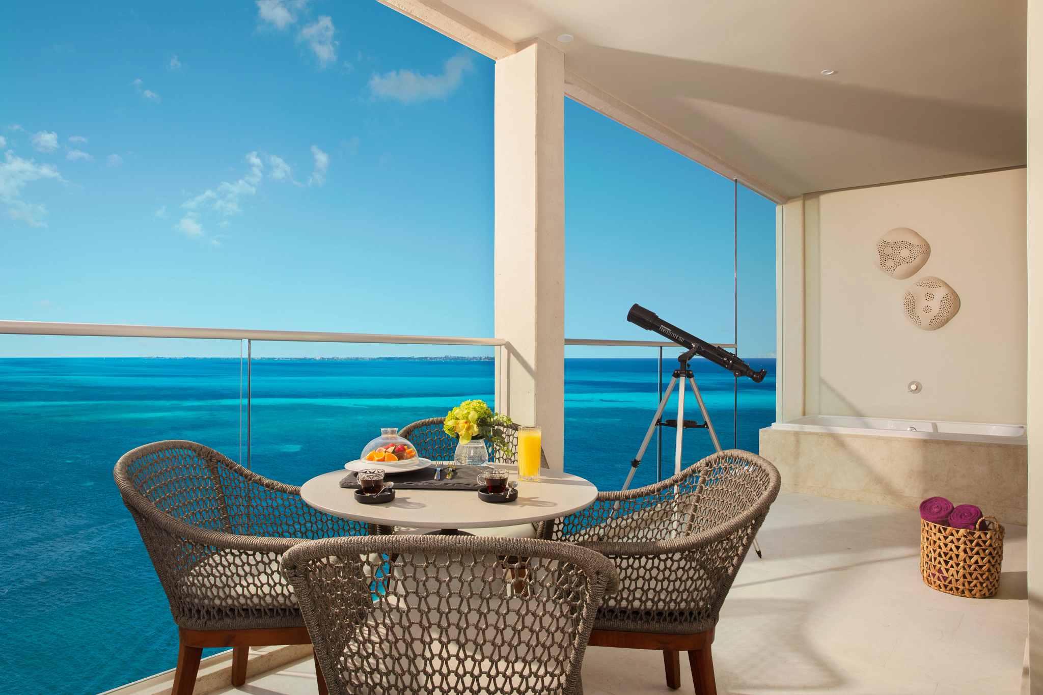 Suite Ocean Front with Balcony