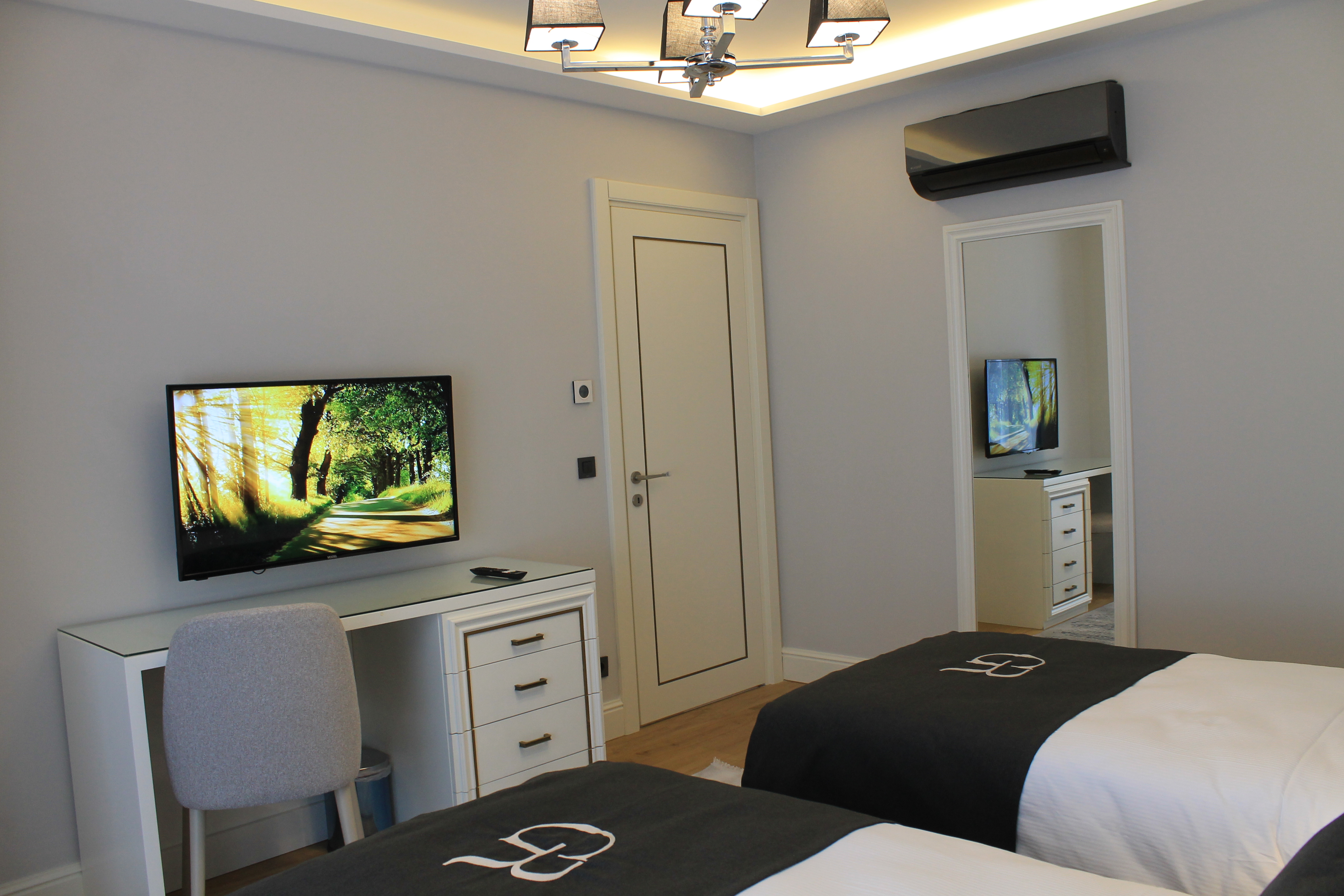 Apartment Three Bedrooms