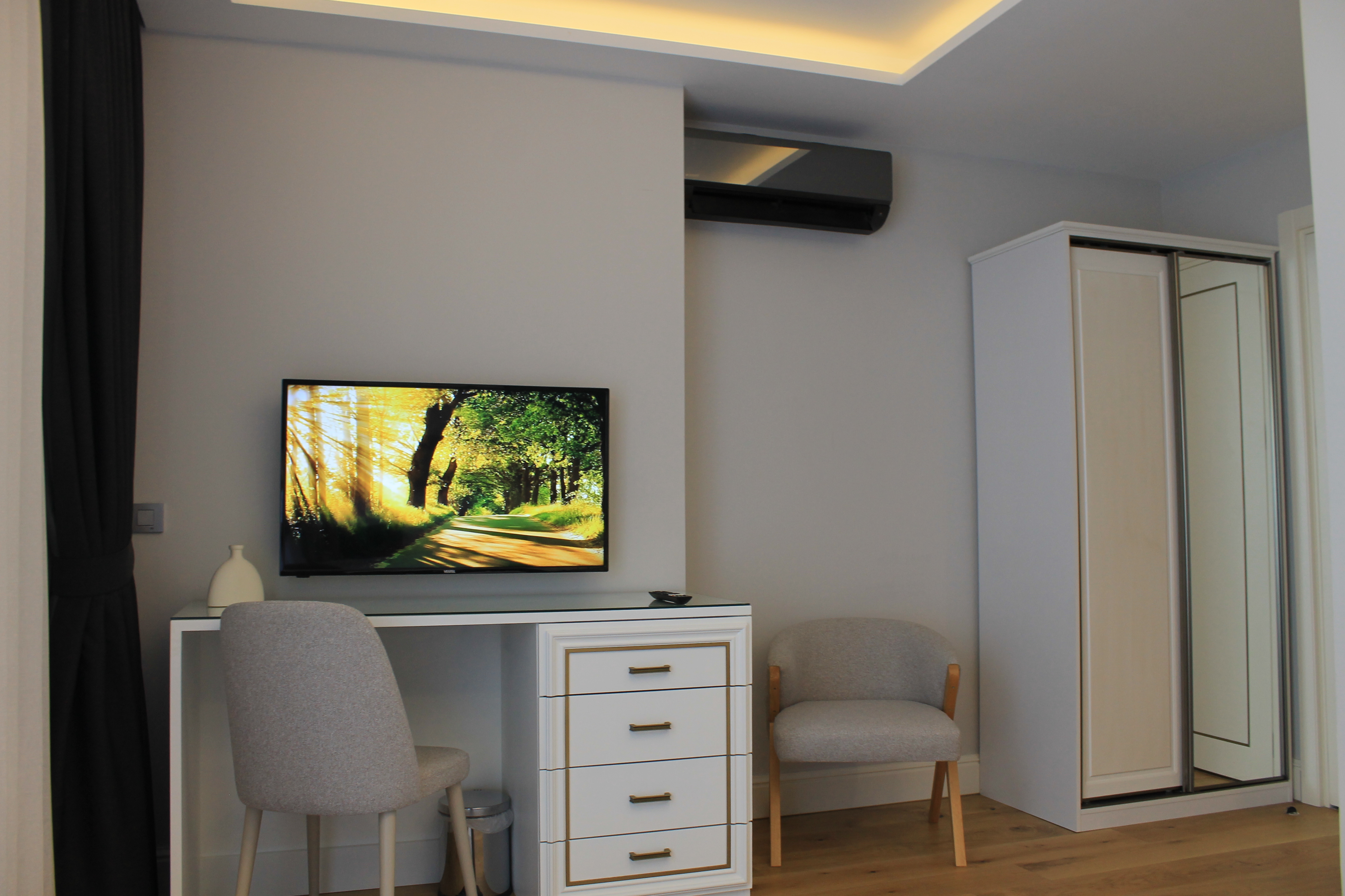 Apartment Three Bedrooms