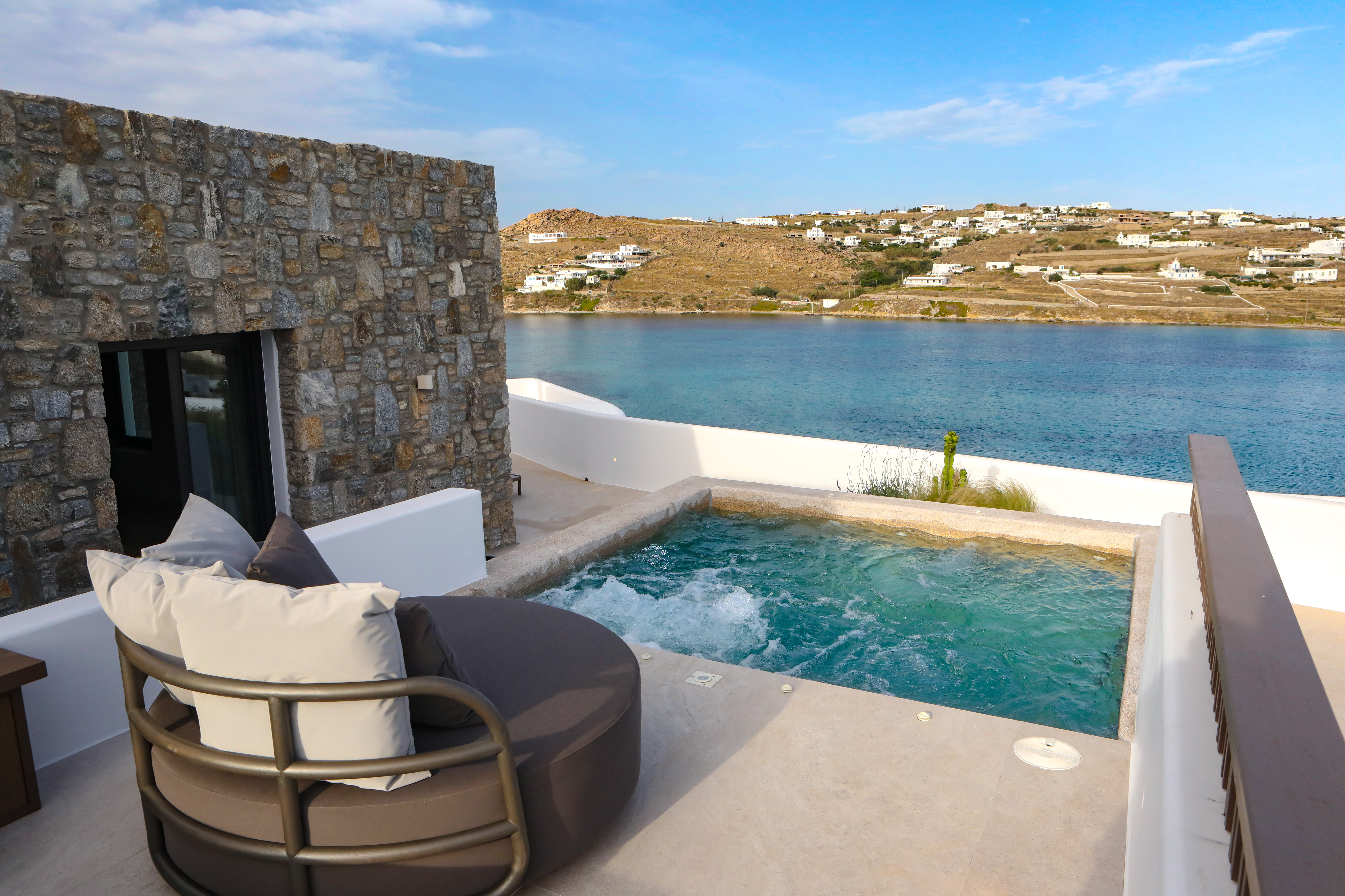 Suite Sea View with Private Pool