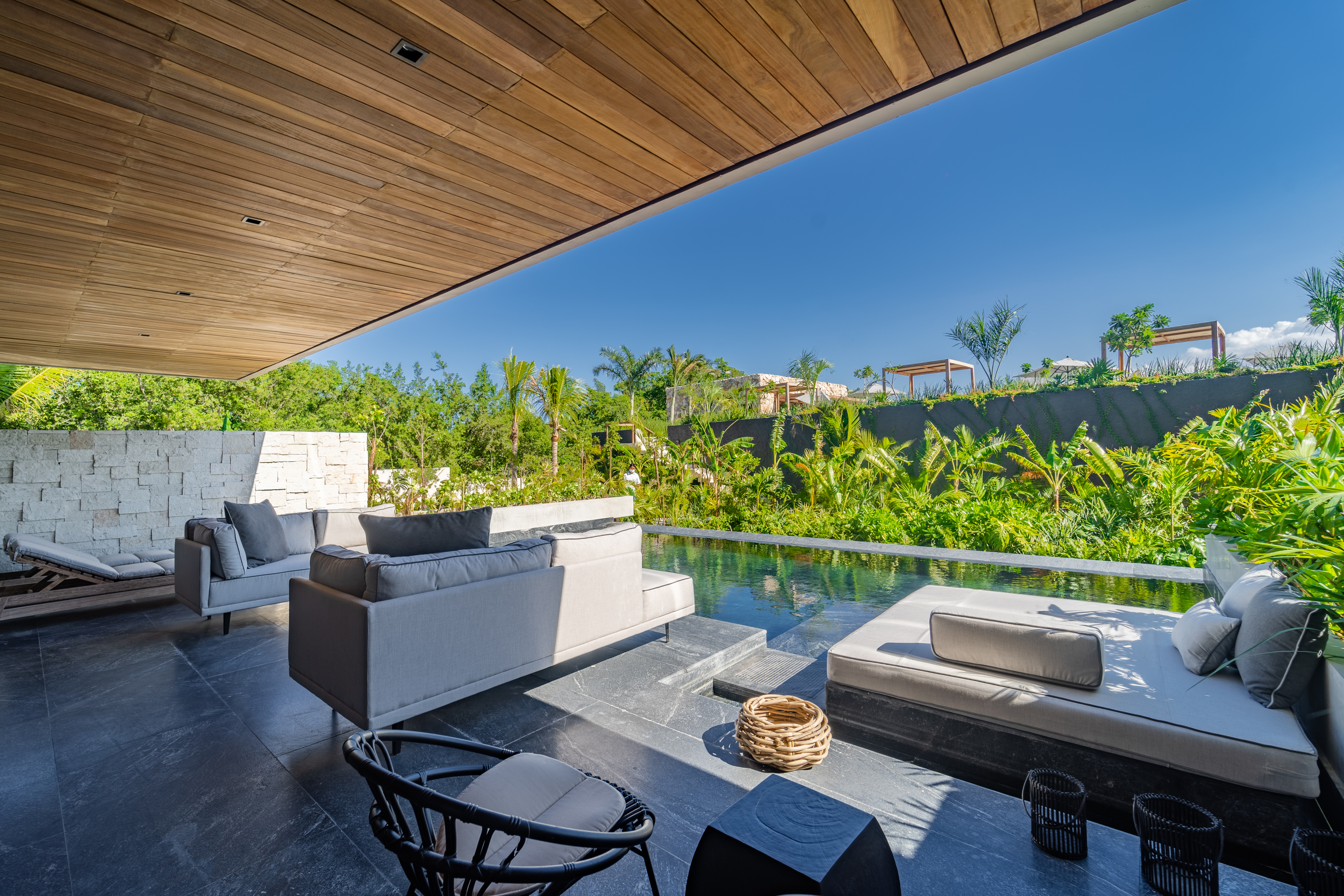 Suite Superior with Private Pool