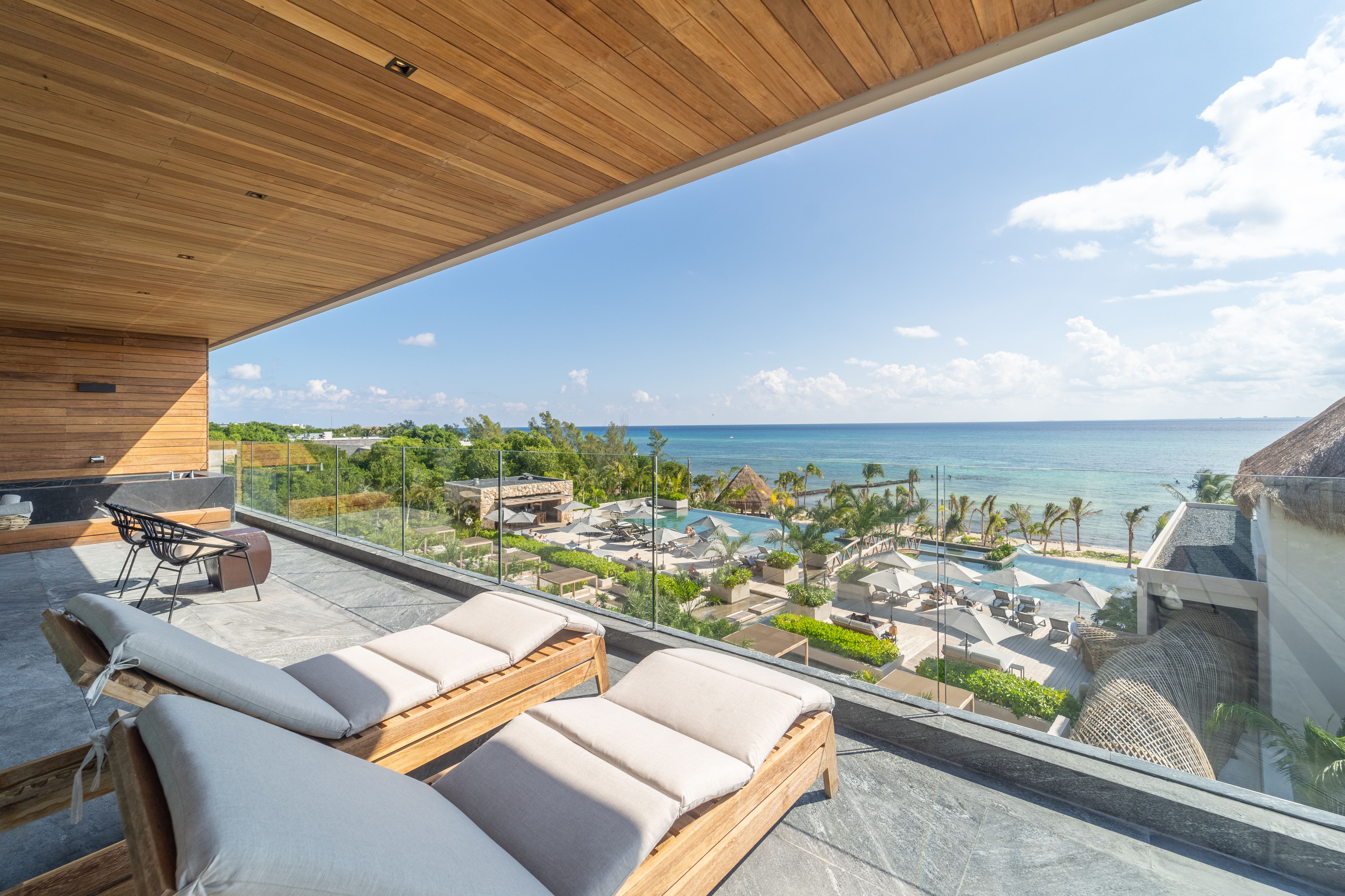 Suite Deluxe Ocean Front