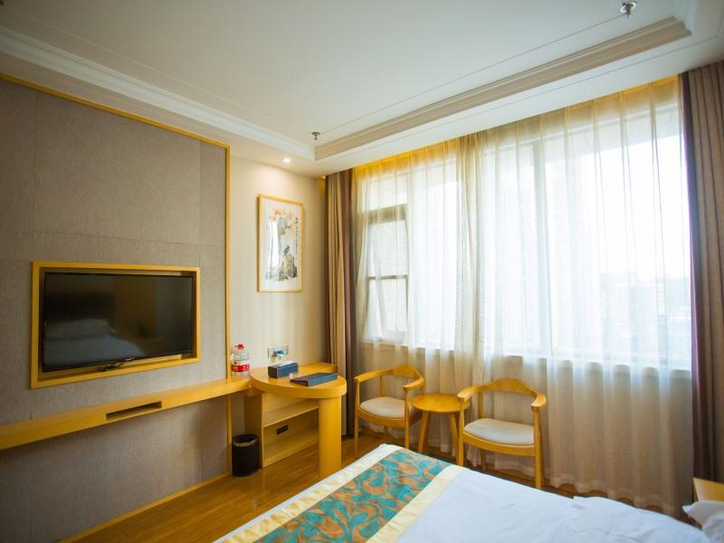 Double Business King Bed