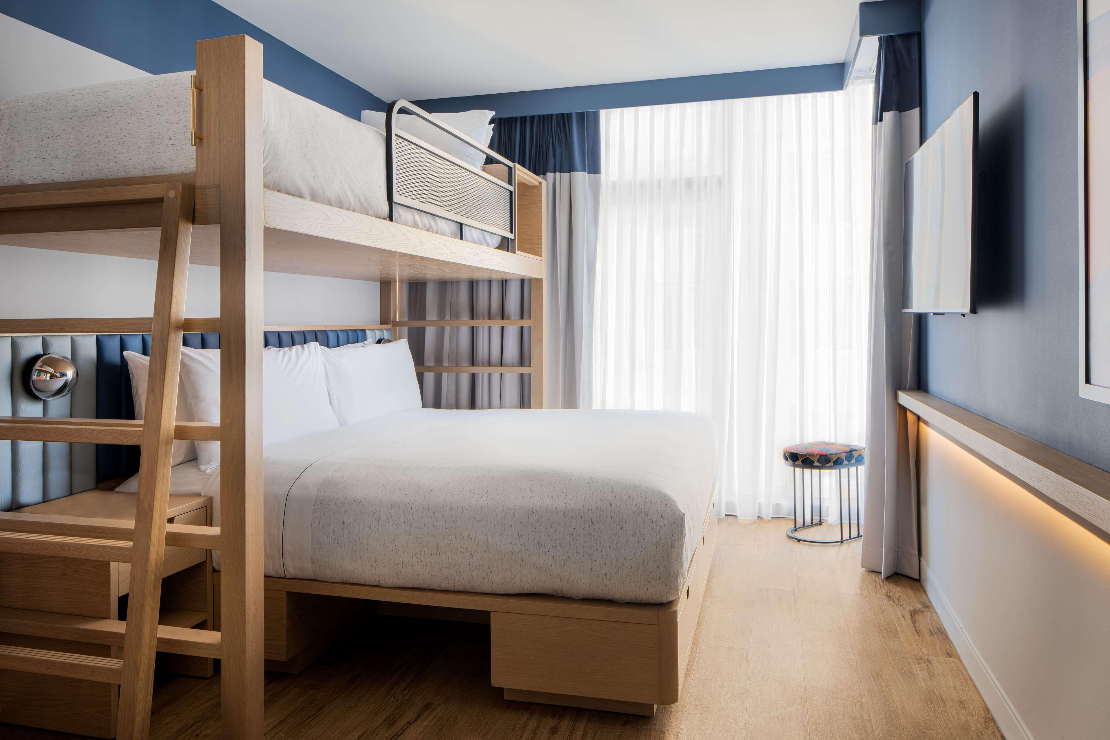 Twin Accessible King Size Bed