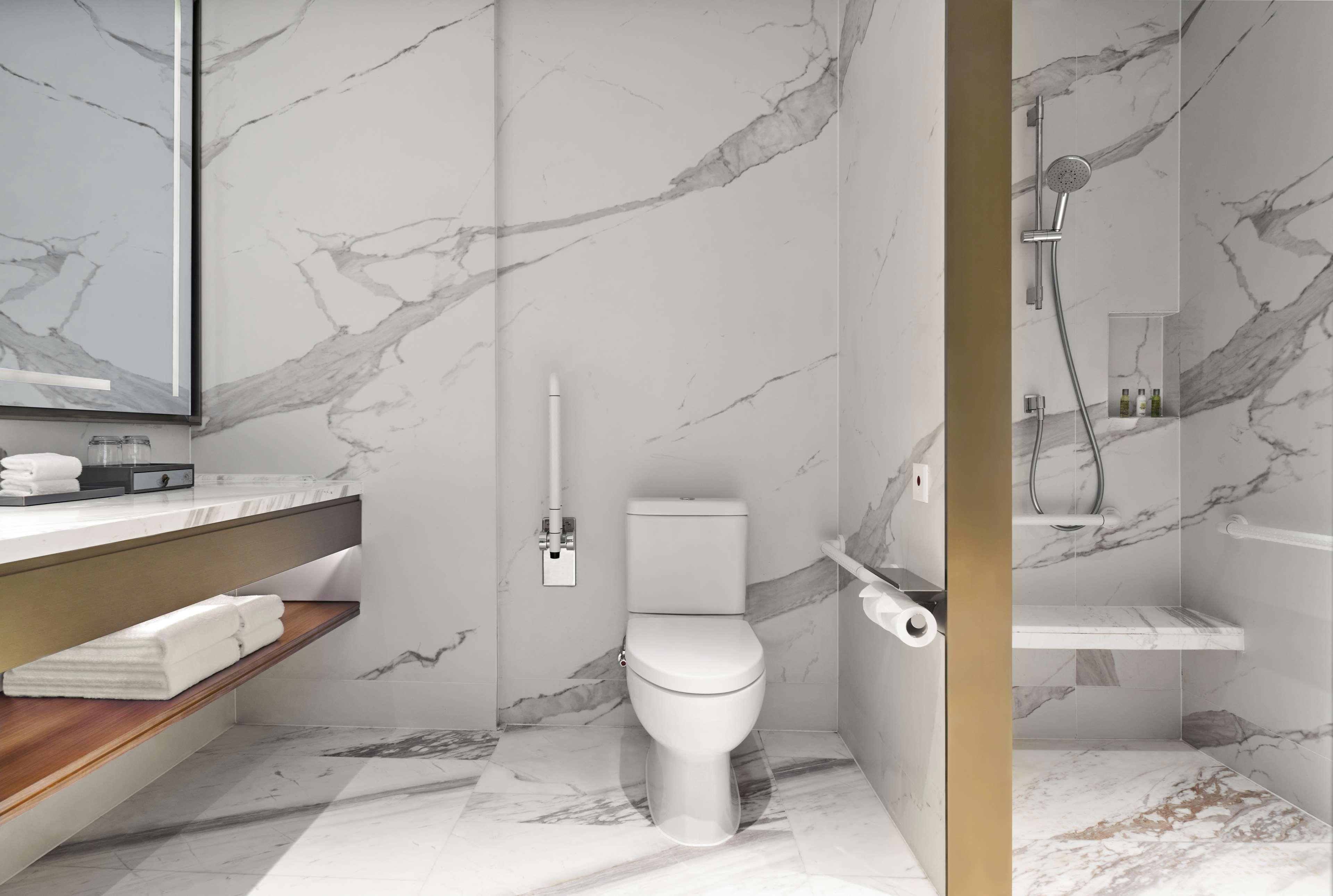 Double Accessible King Size Bed