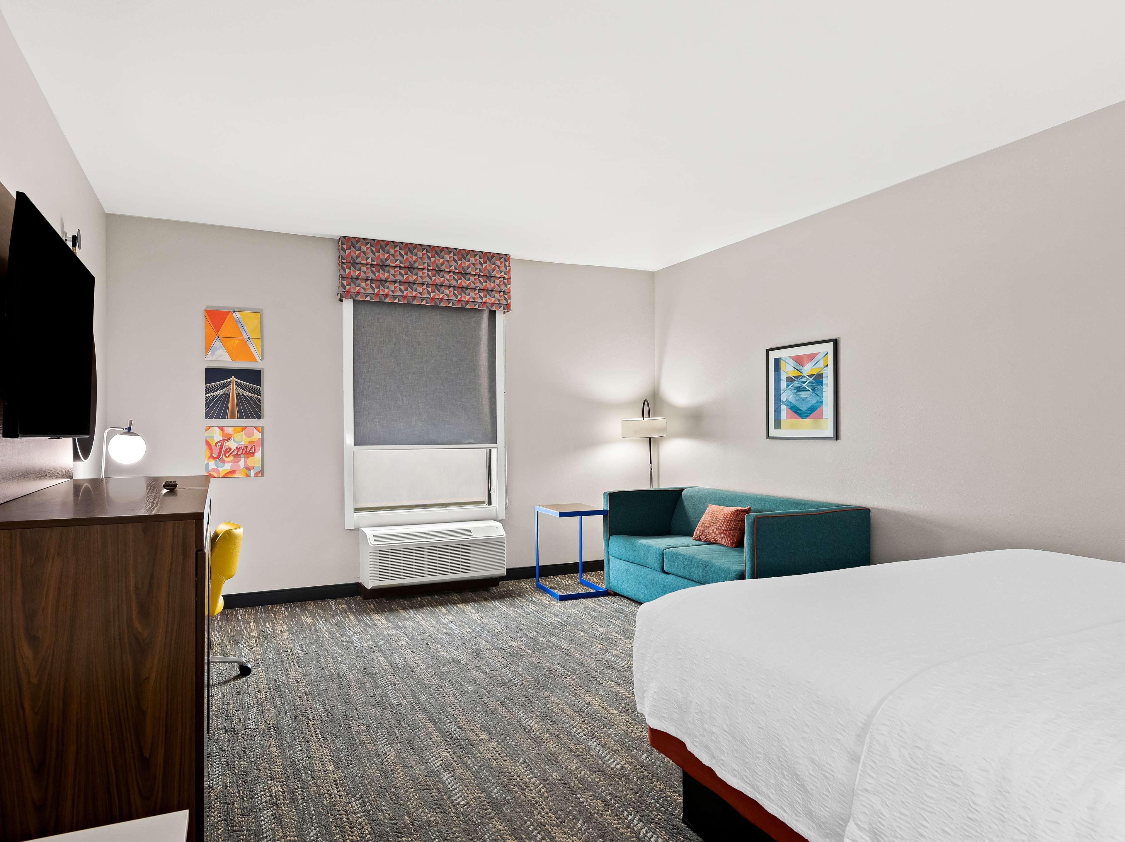 Studio King Size Bed