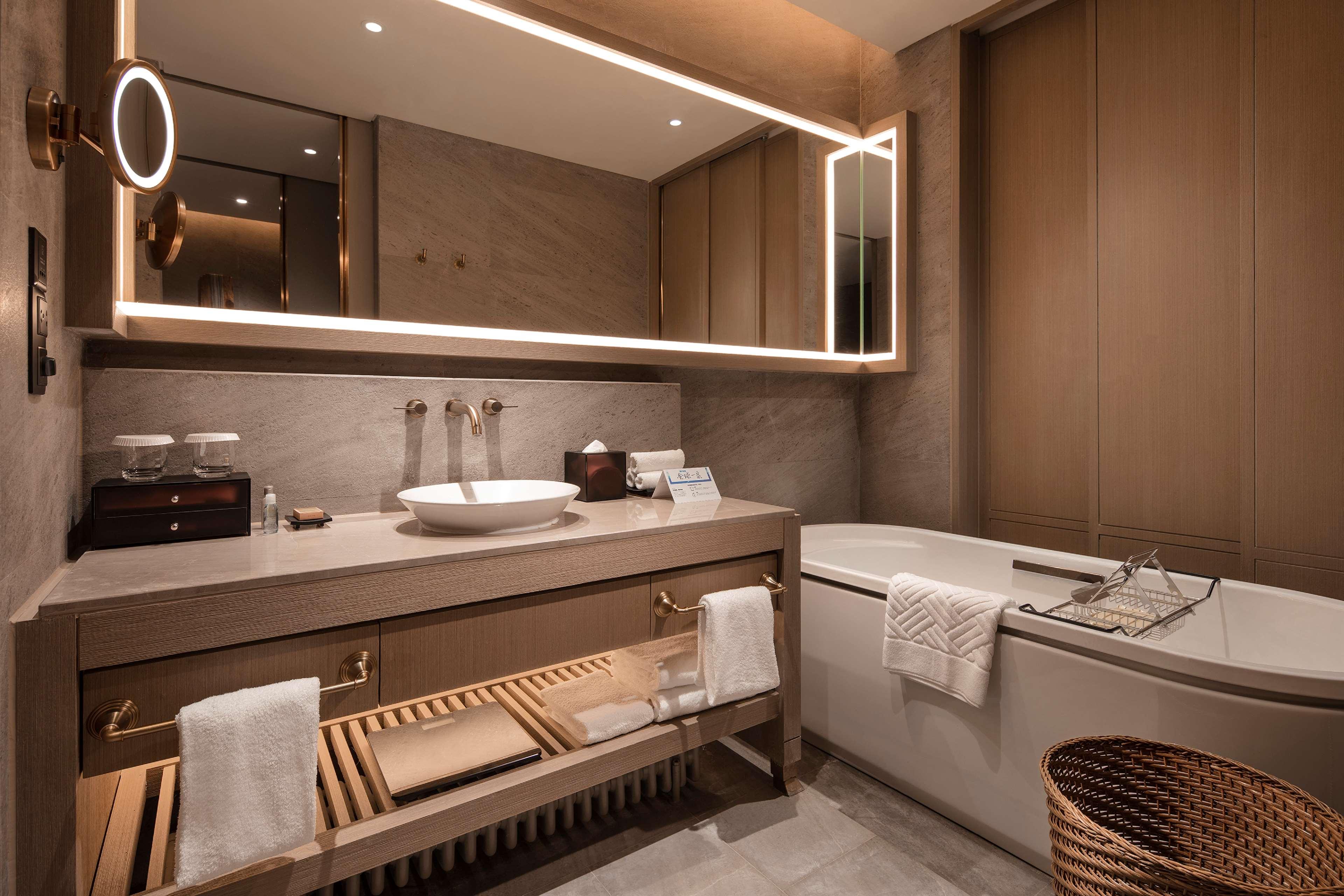 Double Premium King Bed