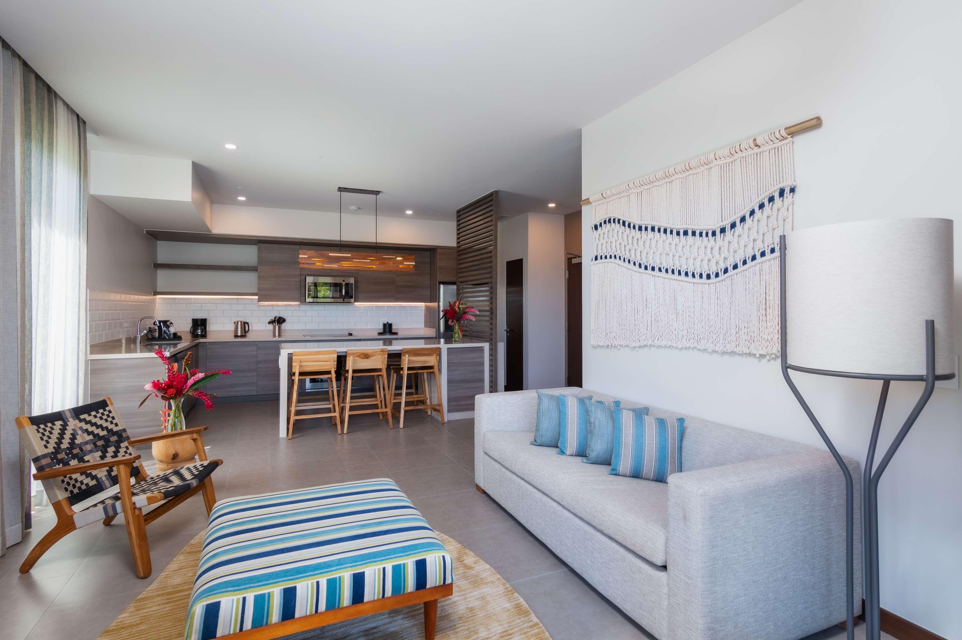 Suite with Kitchenette