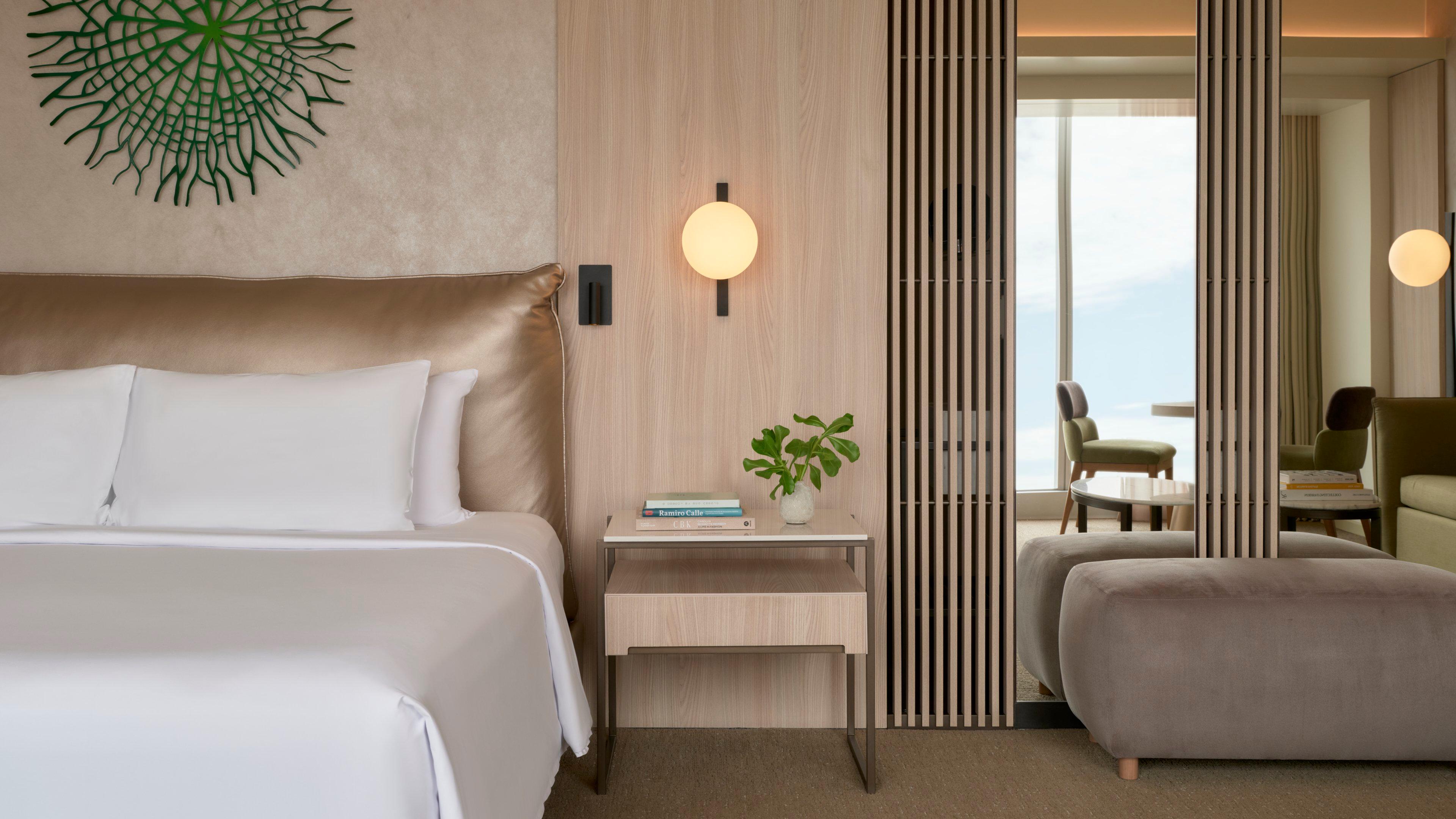 Suite Sea View King Bed