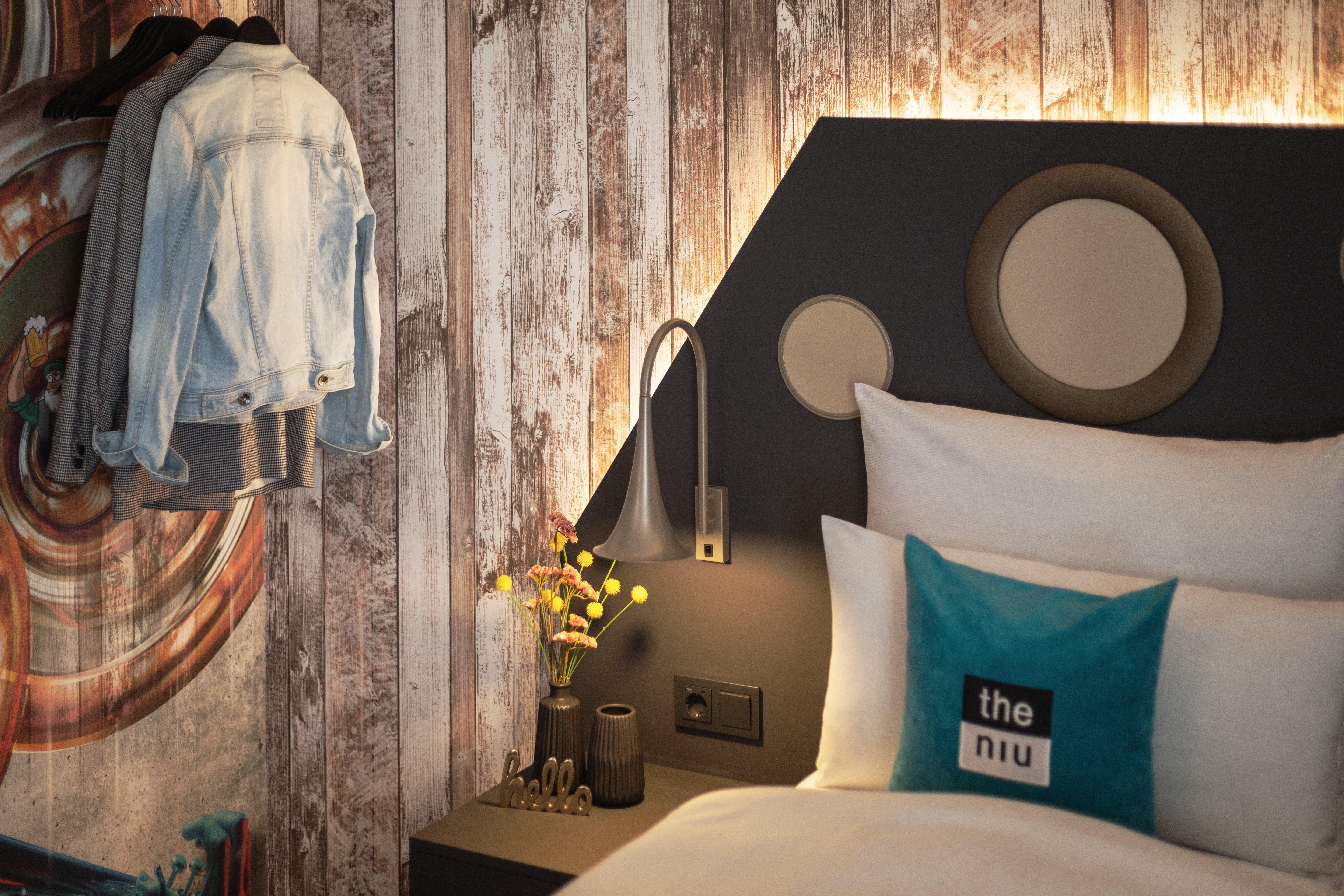 Double Premium Queen Bed