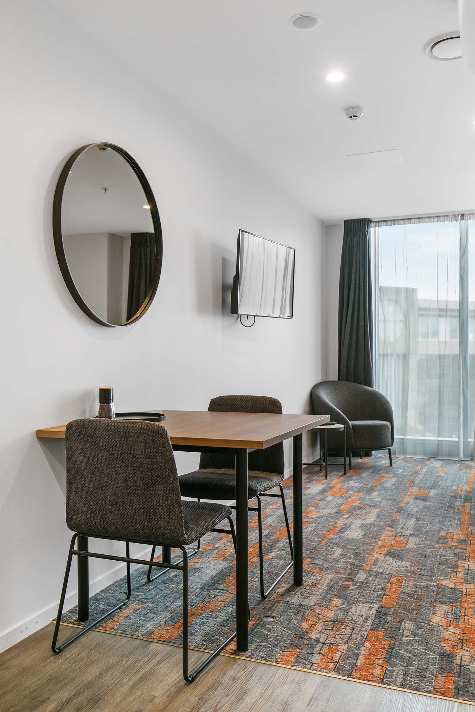 Studio King Size Bed