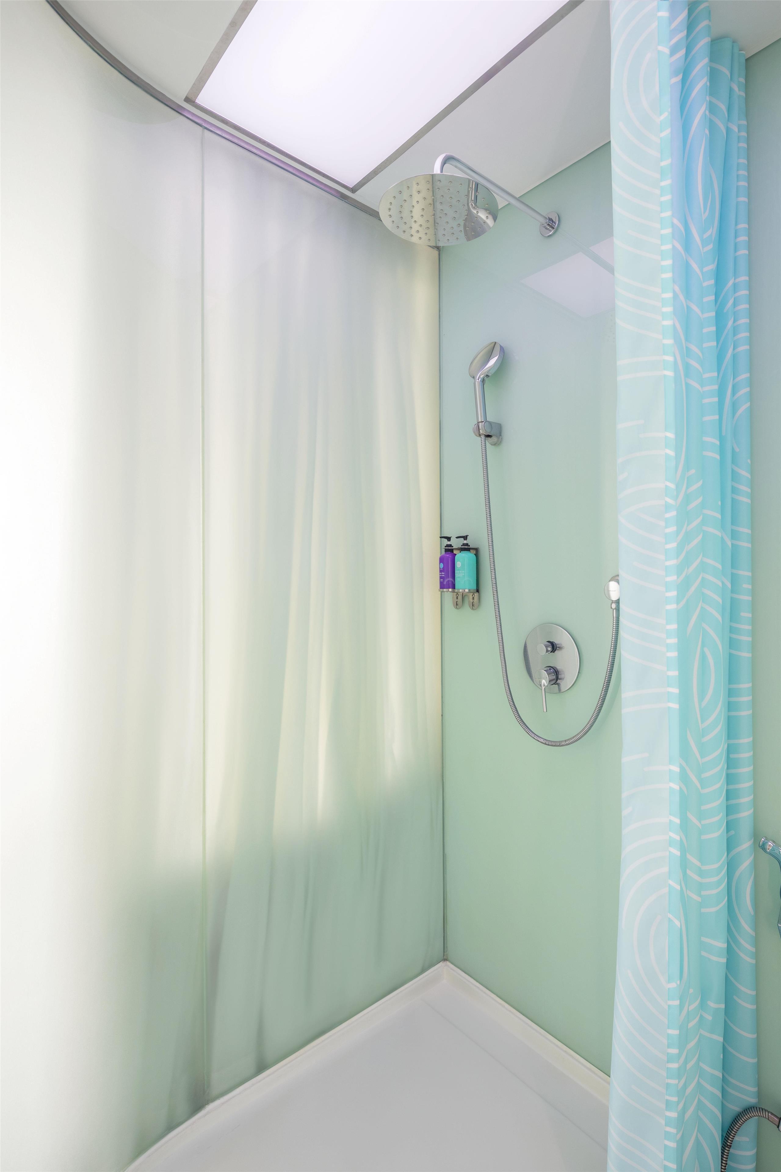 Double Guest Room King Bed