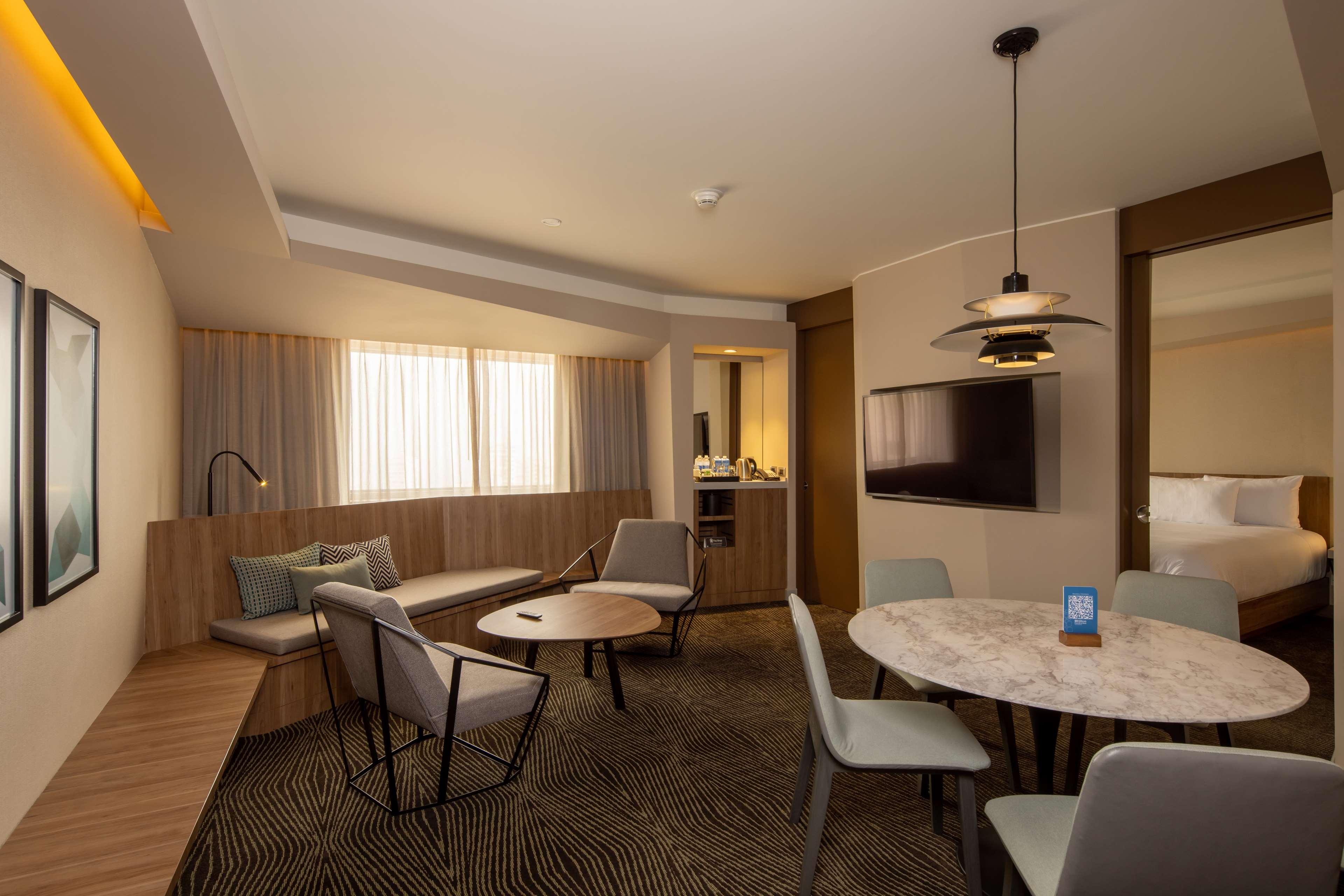 Suite Queen Size Bed