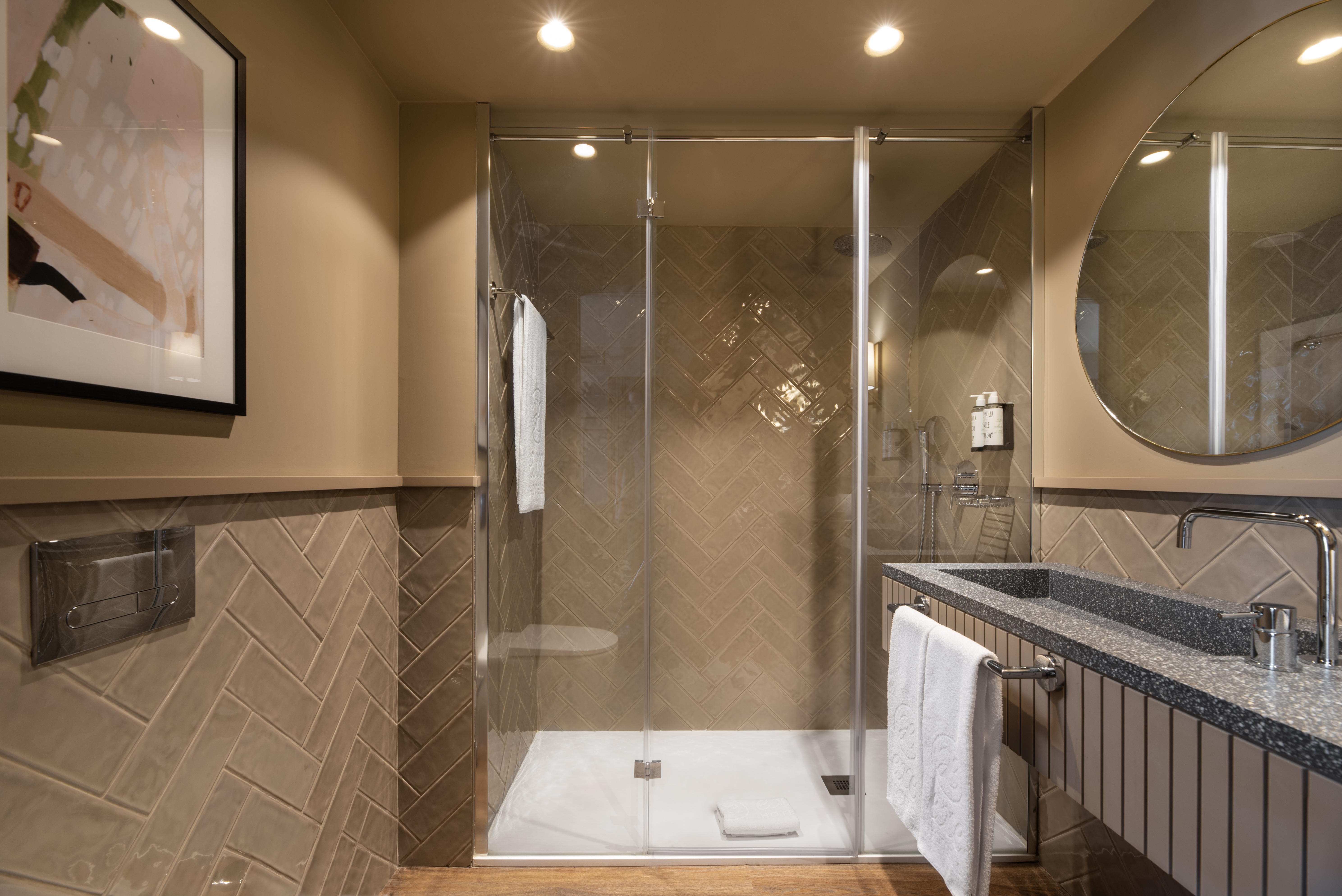 Double or Twin Standard