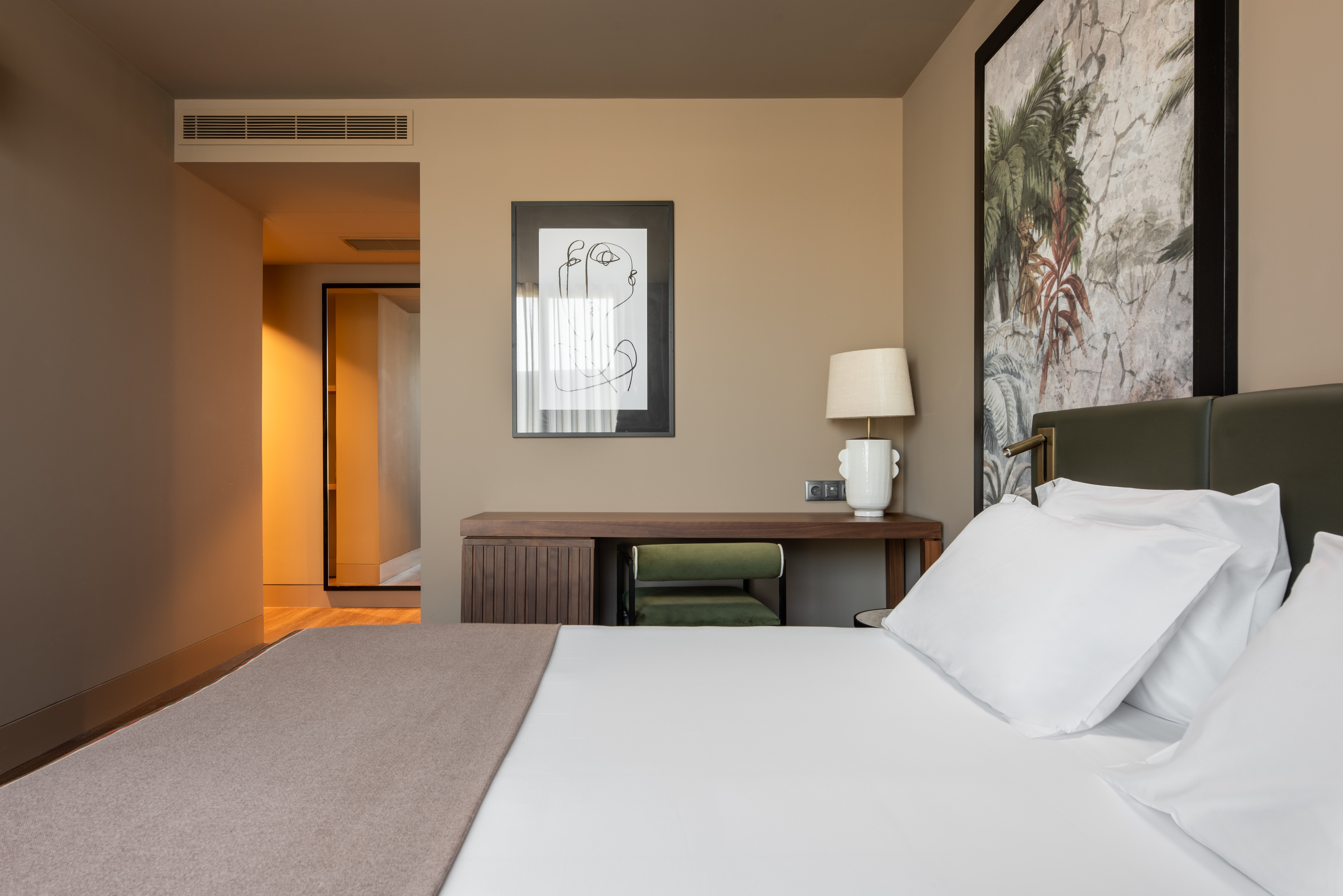 Double or Twin Standard