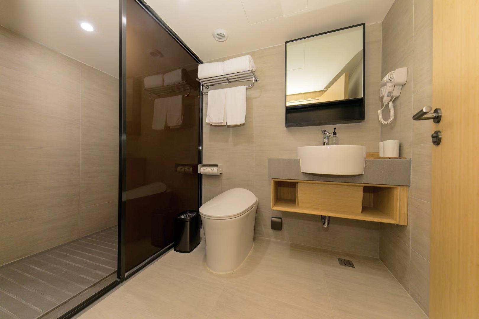 Double Inner-superior