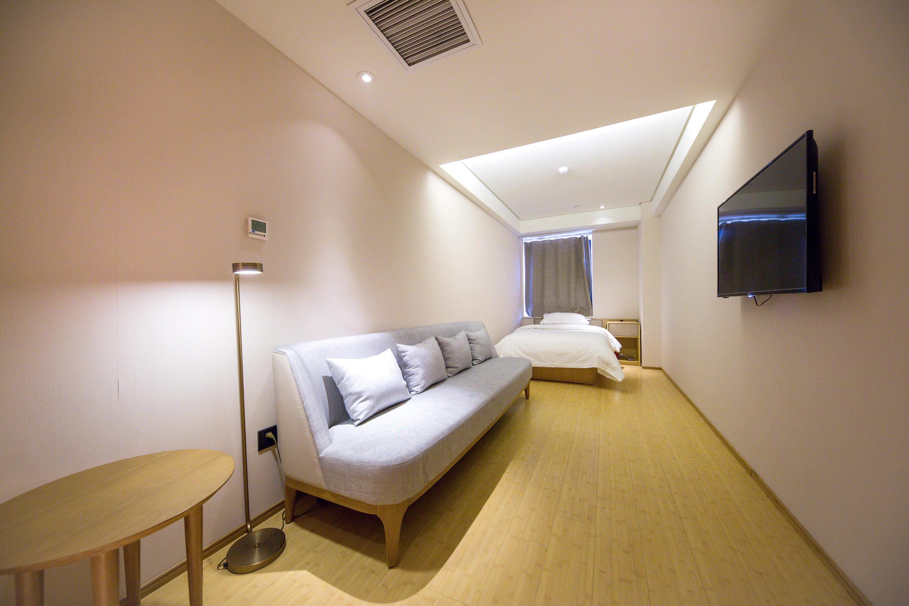 Family Room Standard