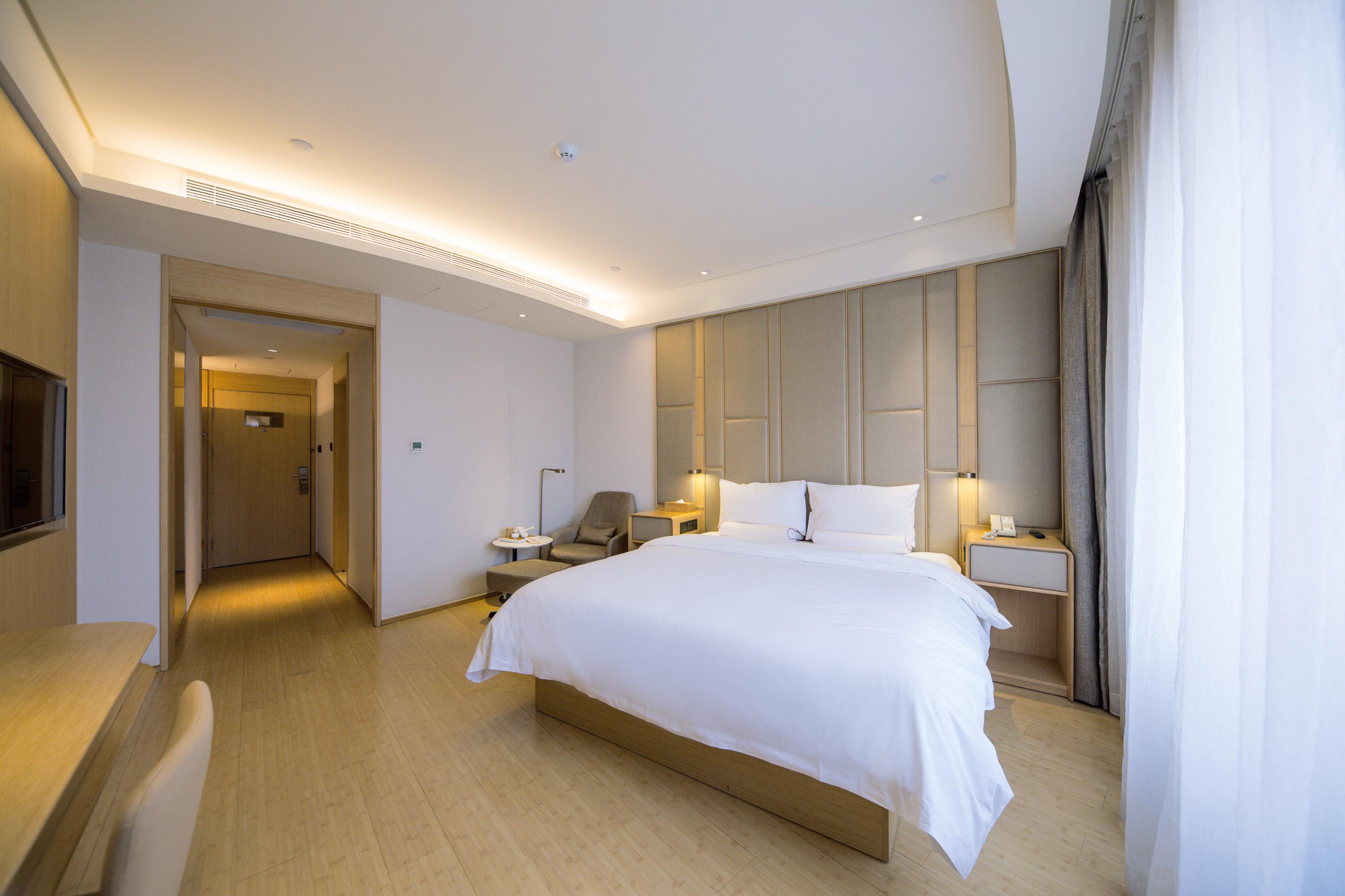 Double Superior Queen Bed